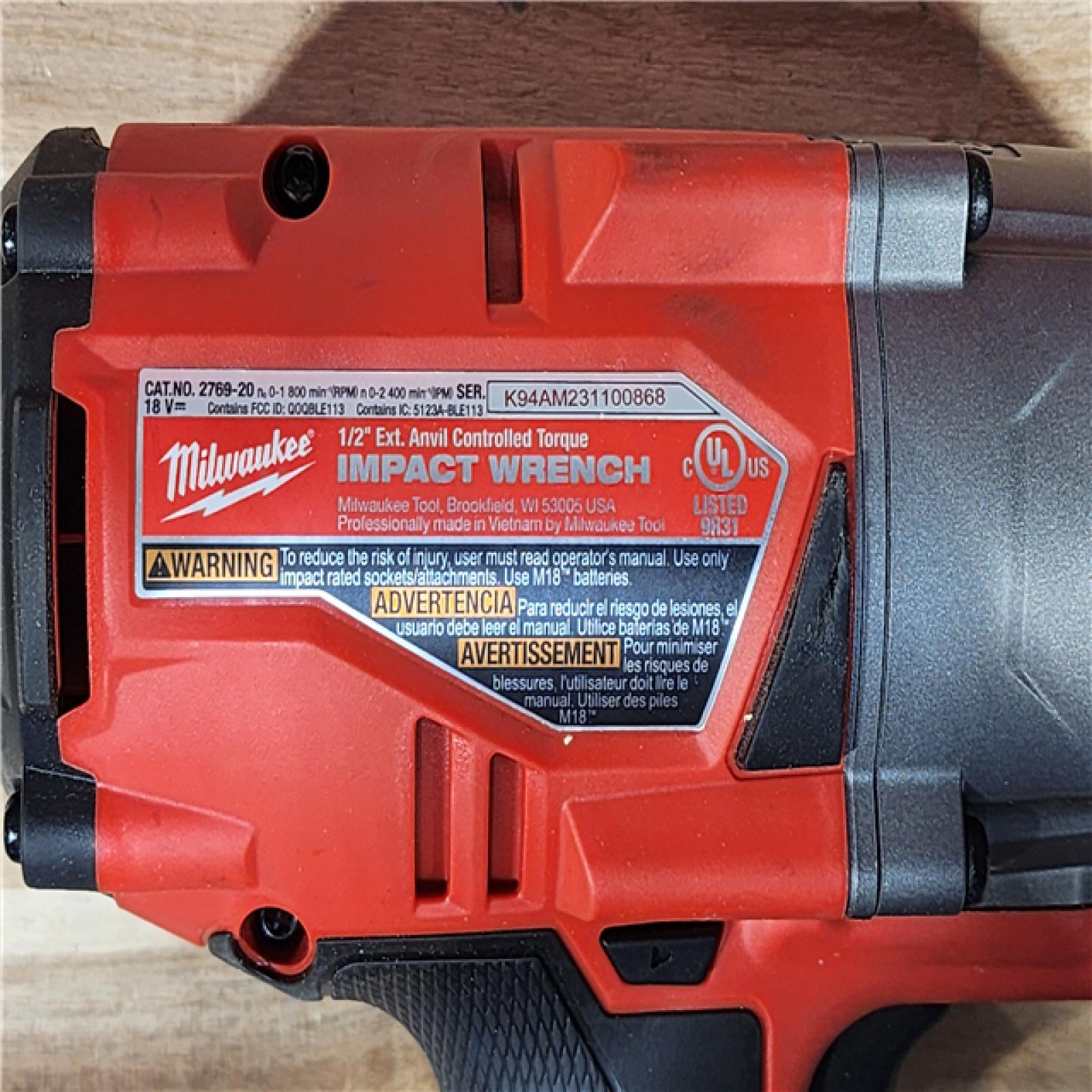 HOUSTON LOCATION - AS-IS (APPEARS LIKE NEW) Milwaukee 2769-20 M18 FUEL 1/2 Ext. Anvil Controlled Torque Impact Wrench with ONE-KEY