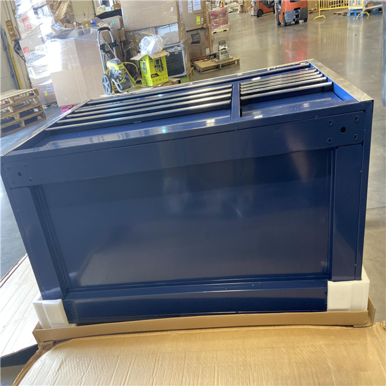 DALLAS LOCATION - Husky 52 in. W x 25 in. D 10-Drawer Mobile Workbench Tool Chest with Solid Wood Work Top in Gloss Blue