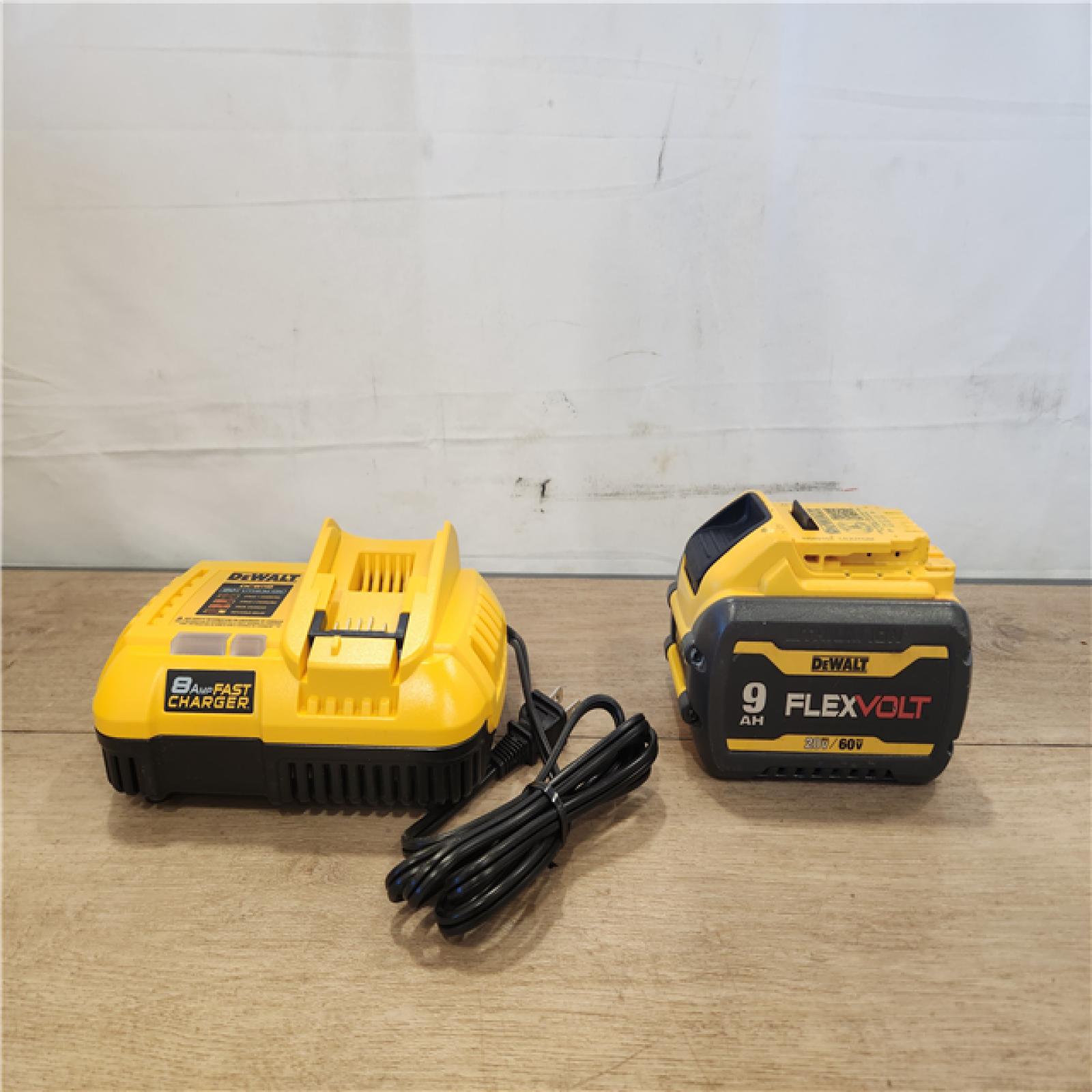 AS-IS- DEWALT 20V/60V MAX FLEXVOLT Lithium-Ion 9.0Ah Battery and Charger Starter Kit