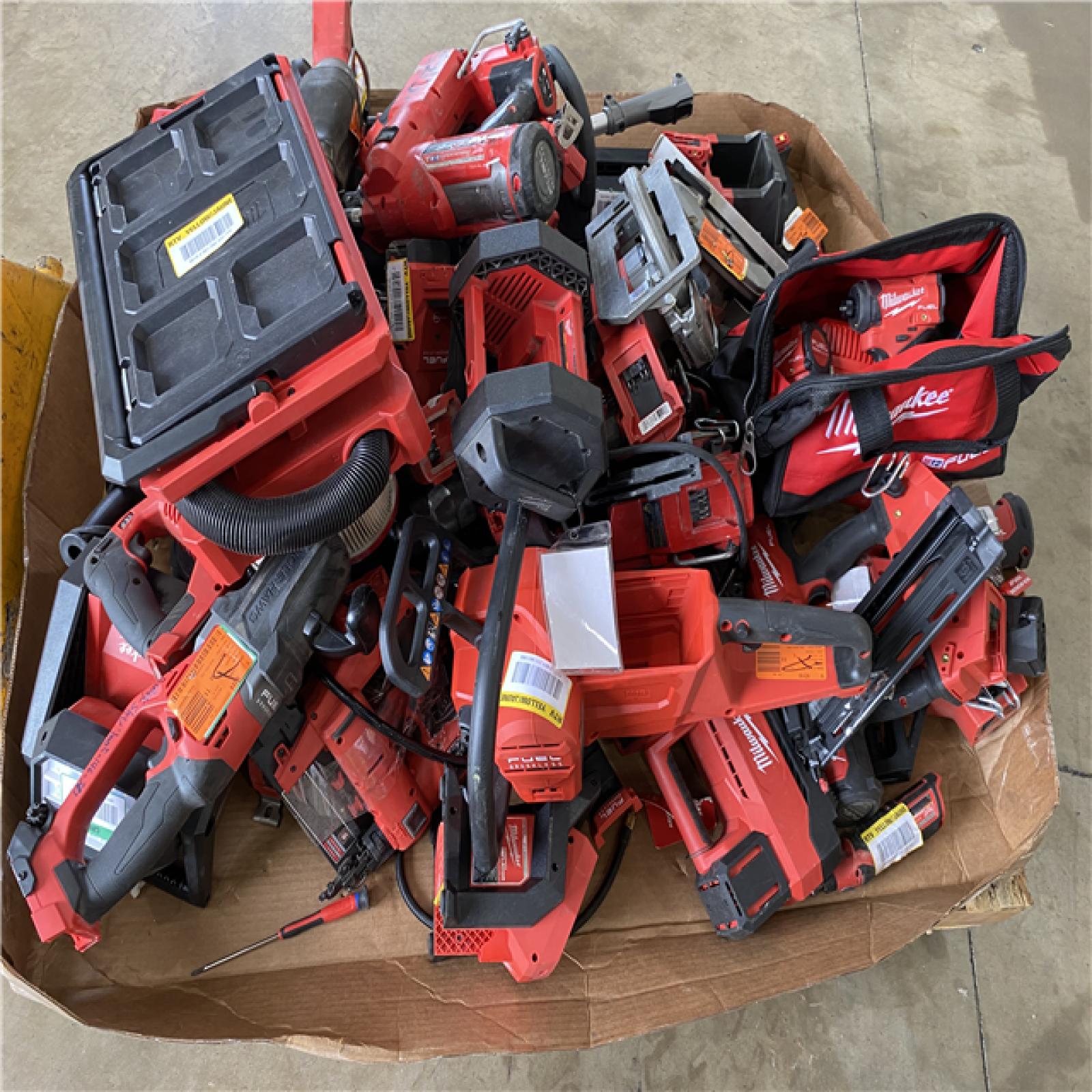Houston Location AS IS - Tool Pallet