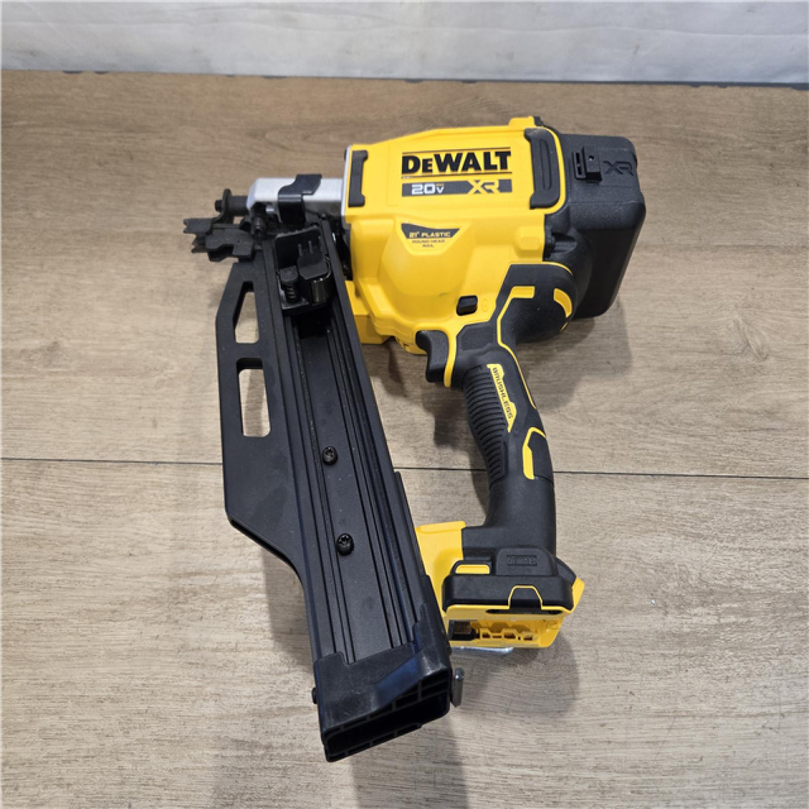 AS-IS DEWALT 20-Volt 21° Cordless Framing Nailer (Tool-Only)