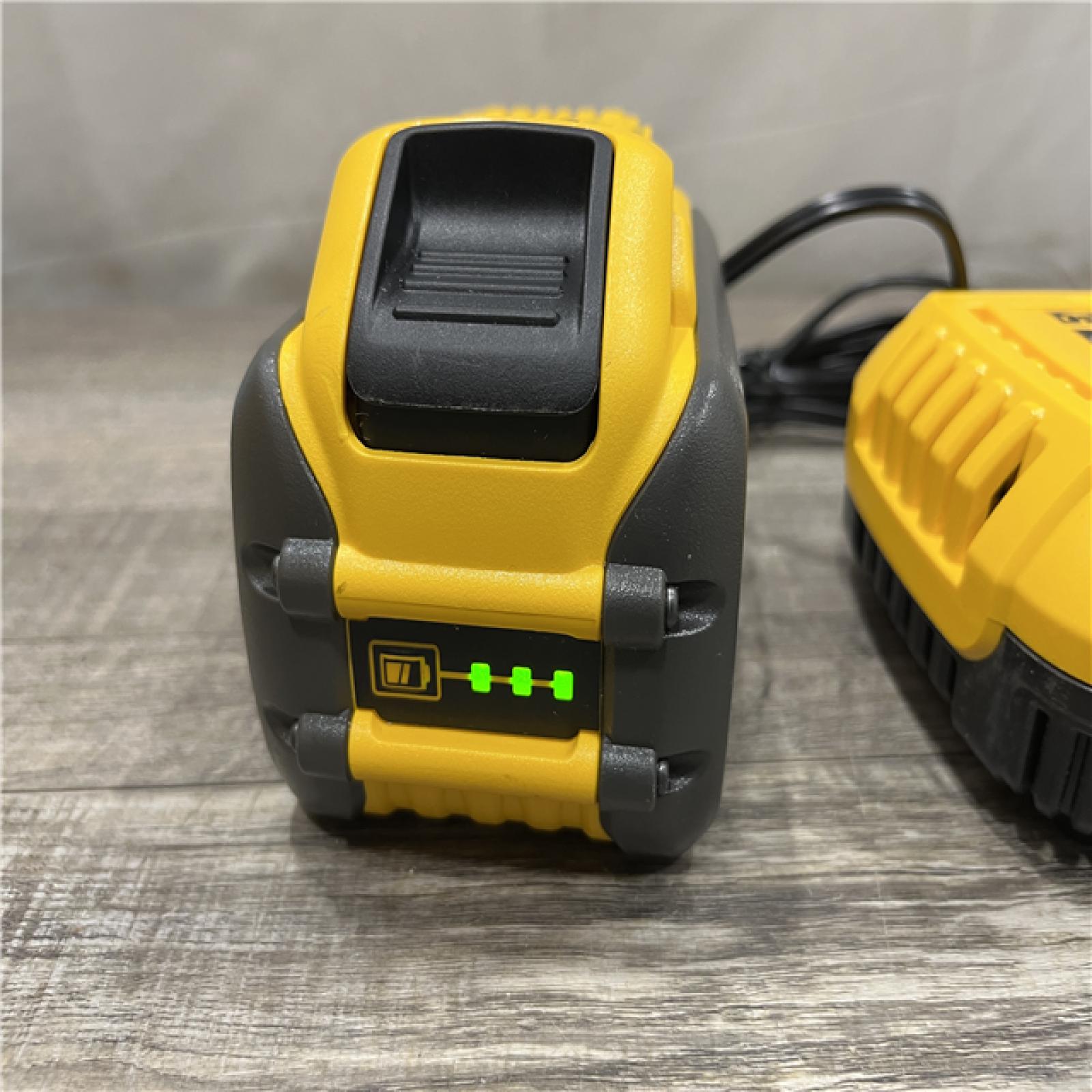 AS-IS DEWALT 20V/60V MAX FLEXVOLT Lithium-Ion 9.0Ah Battery and Charger Starter Kit