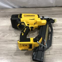 AS-IS DEWALT 20-Volt 21° Cordless Framing Nailer (Tool-Only)