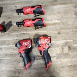 HOUSTON LOCATION - AS-IS MILWAUKEE 4 TOOL COMBO KIT W/ (2) BATTERY & CHARGER