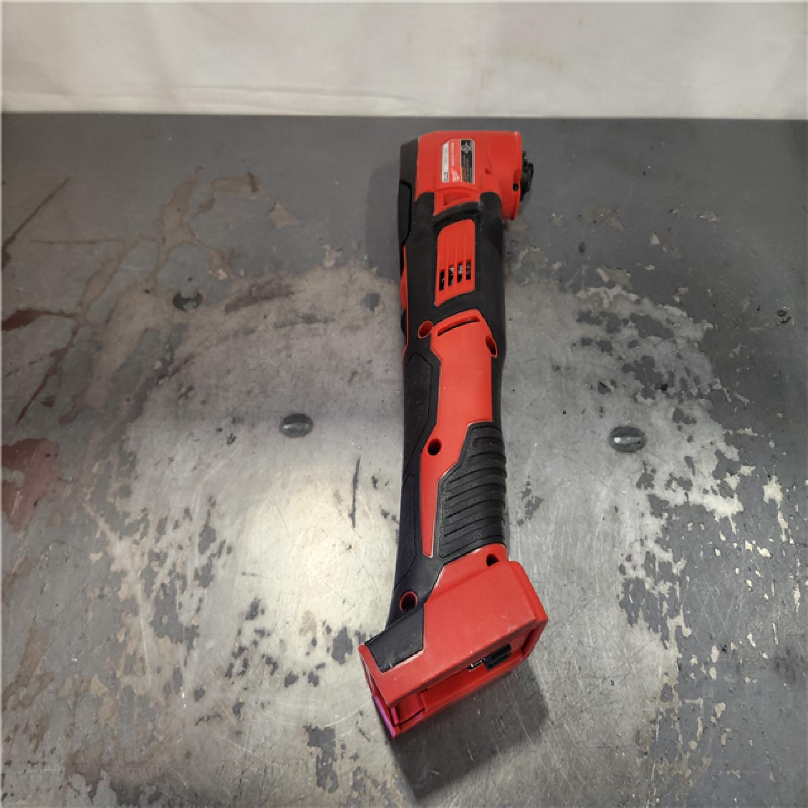 AS-IS- Milwaukee M18 FUEL 4-1/2-6 Cordless Braking Grinder  Paddle Switch (Tool-Only)