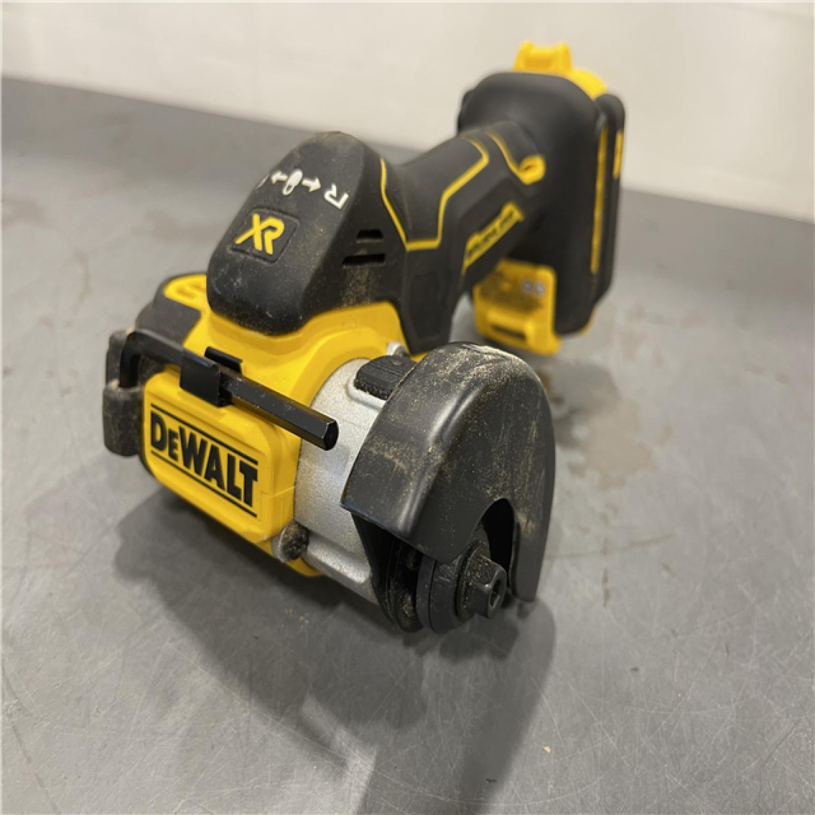 AS-IS - DeWalt 20V XR Lithium-Ion Cordless 3 in. Cut-Off Tool with POWERSTACK 20V 5.0Ah Battery Pack