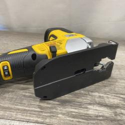 AS-IS DEWALT 20V MAX XR Cordless Barrel Grip Jigsaw (Tool Only)