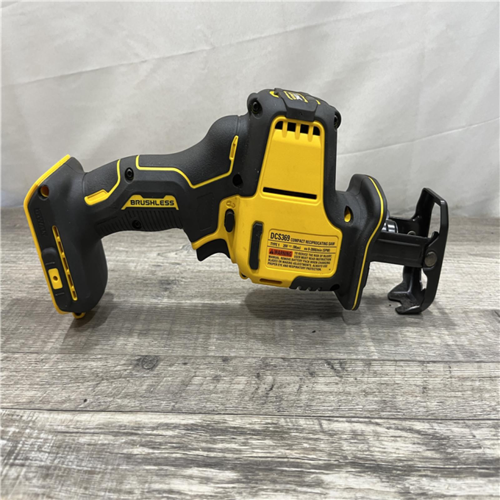 AS-IS DEWALT ATOMIC 20V MAX Cordless Brushless Compact Reciprocating Saw (Tool Only)