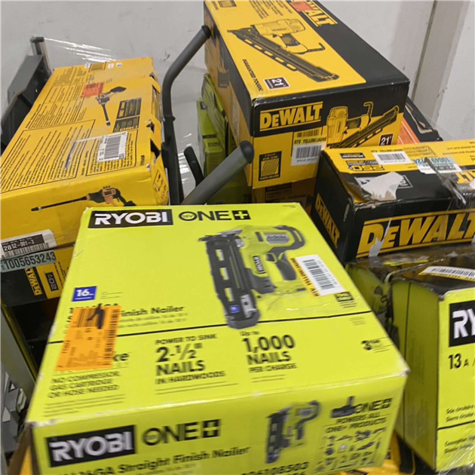 Dallas Location - As-Is Tool Pallet