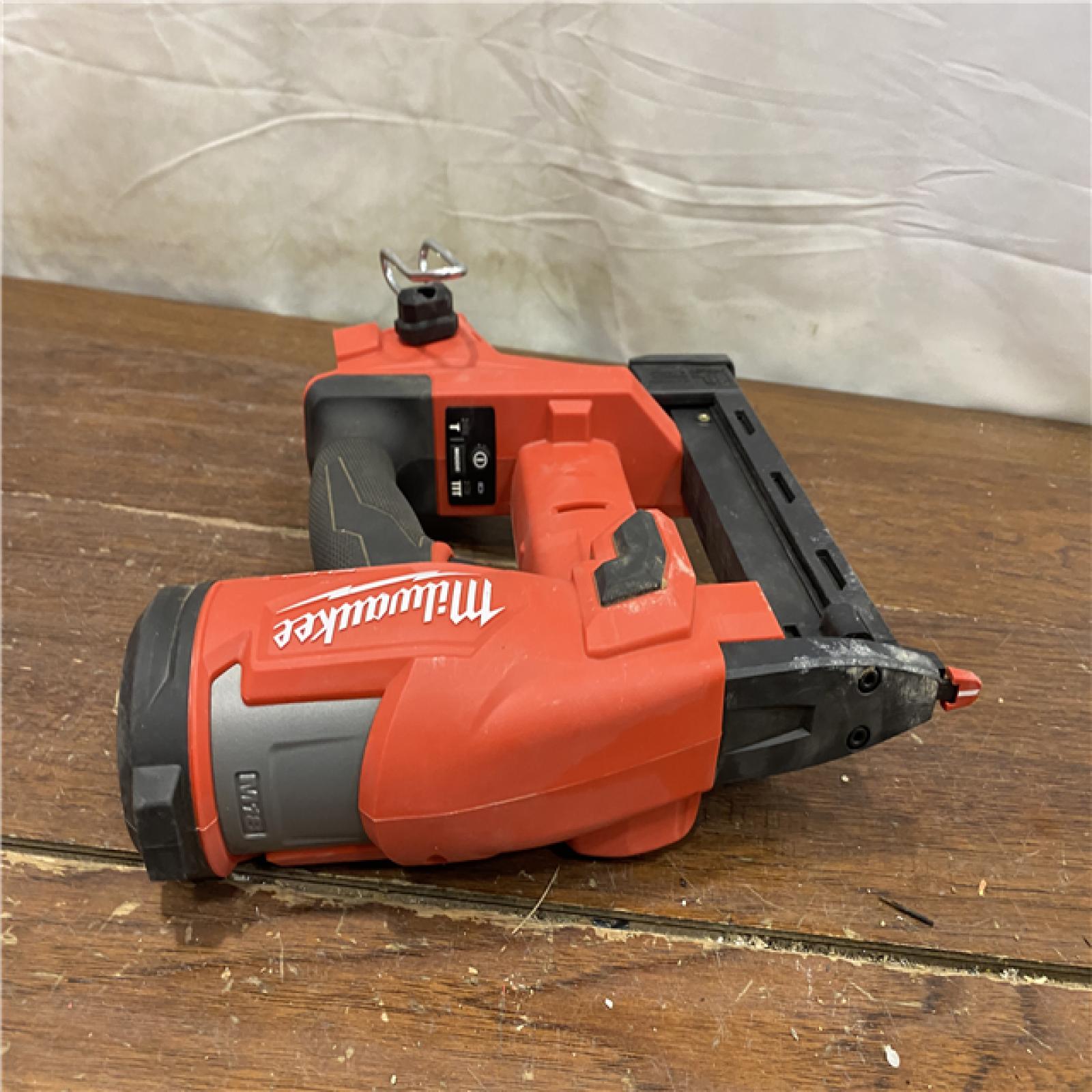 AS-IS MILWAUKEE FUEL 18-Volt Lithium-Ion Brushless Cordless 18-Gauge 1/4 in. Narrow Crown Stapler (Tool-Only)