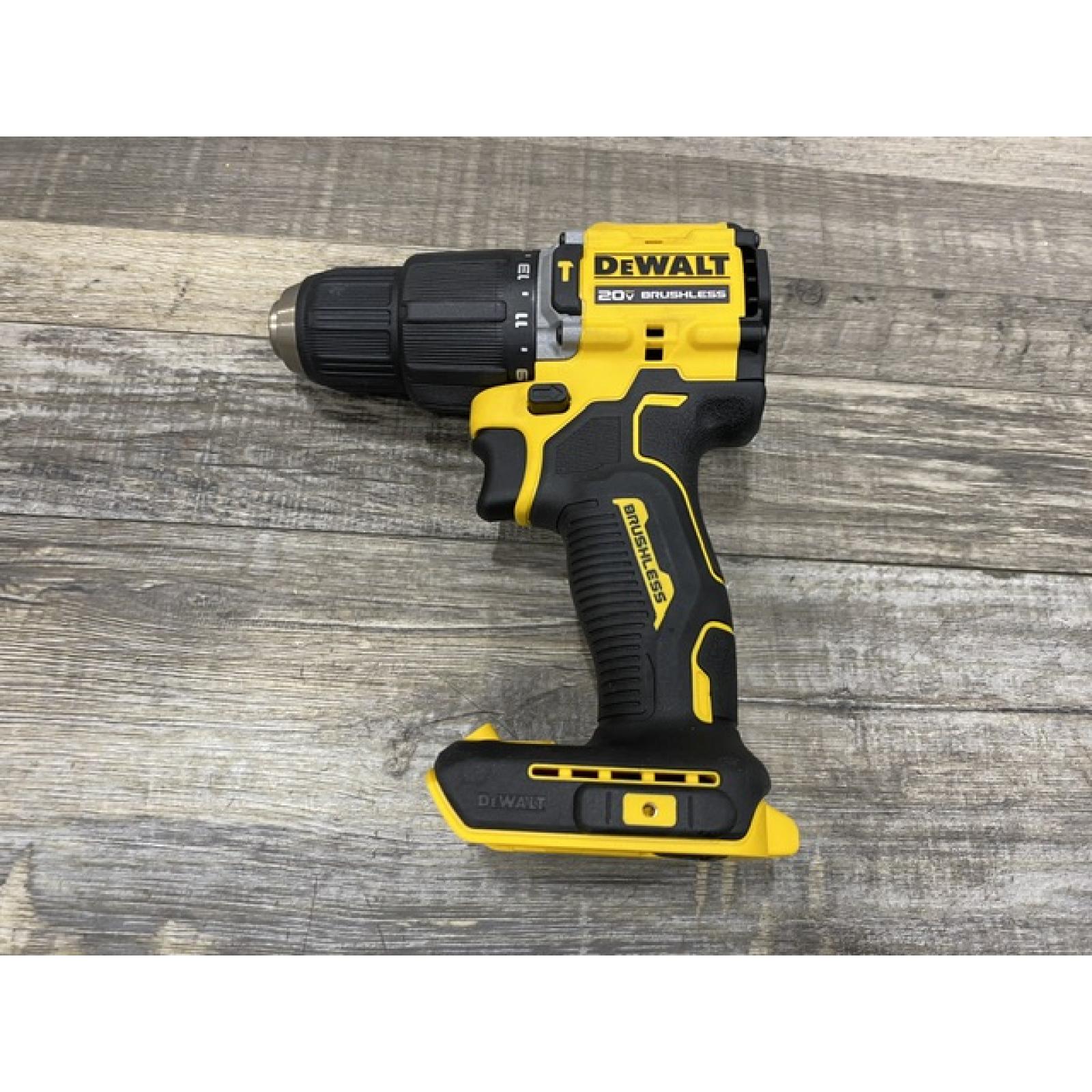 AS-IS DEWALT ATOMIC 20V Cordless 1/2 in. Compact Hammer Drill Kit