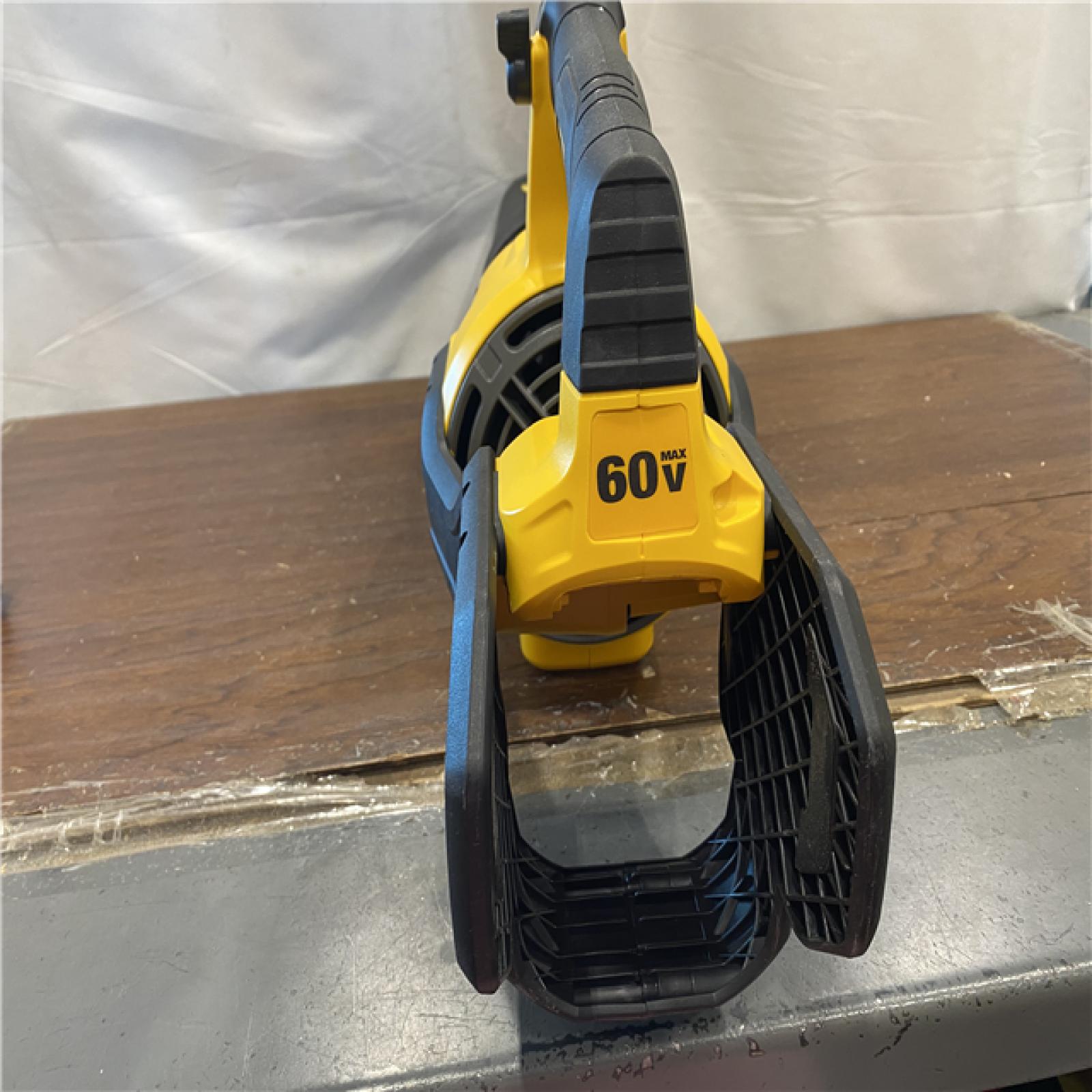 AS-ISDEWALT 60V MAX Brushless Cordless Handheld Leaf Blower