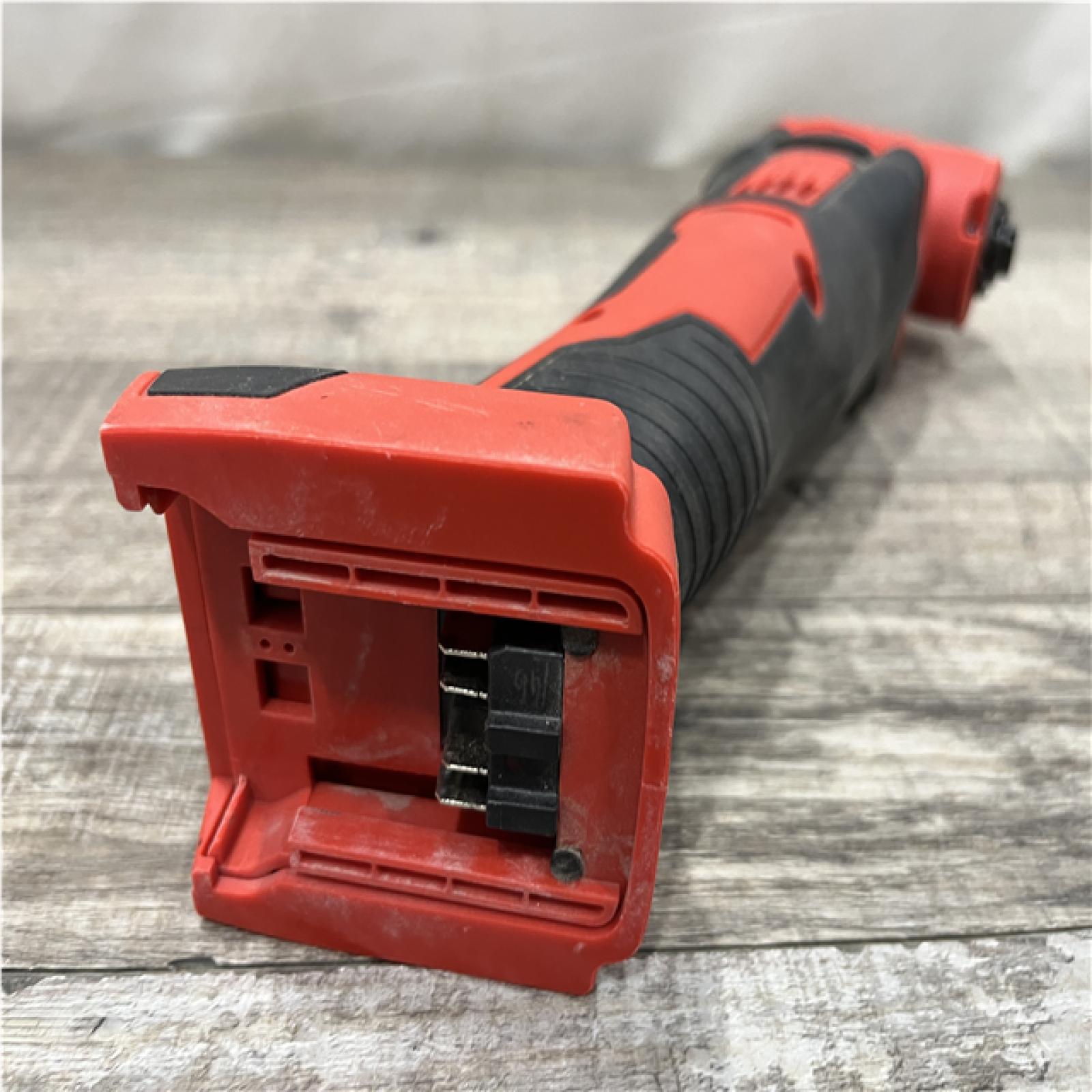 AS-IS Milwaukee 18V Lithium-Ion Cordless Oscillating Multi-Tool (Tool-Only)