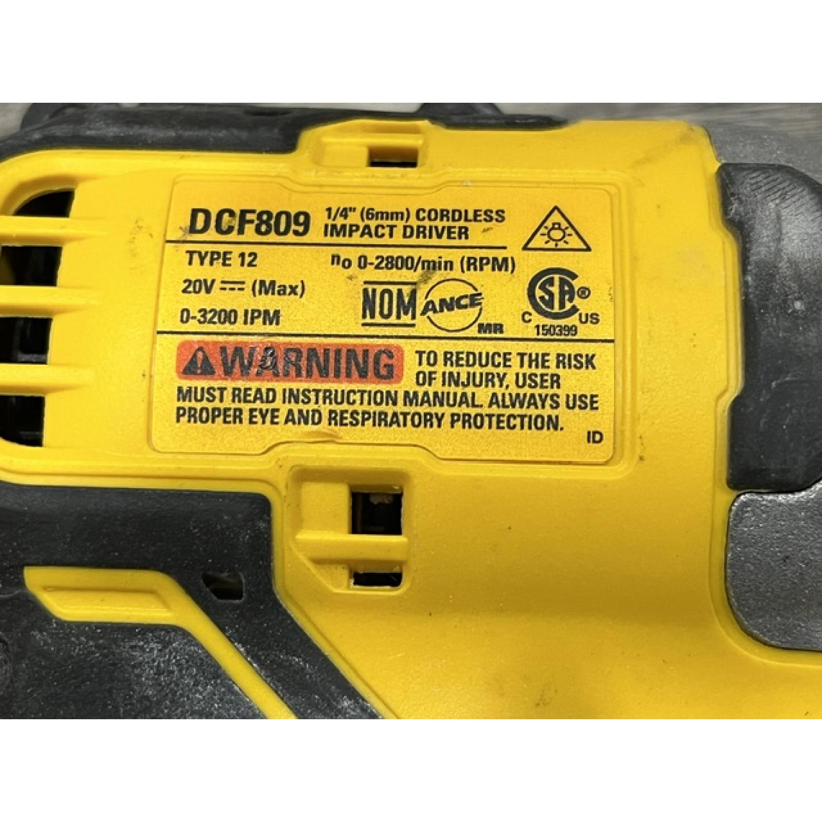 AS-IS DEWALT Atomic 20V Max Lithium-Ion Brushless Cordless Compact 1/4 in. Impact Driver Kit