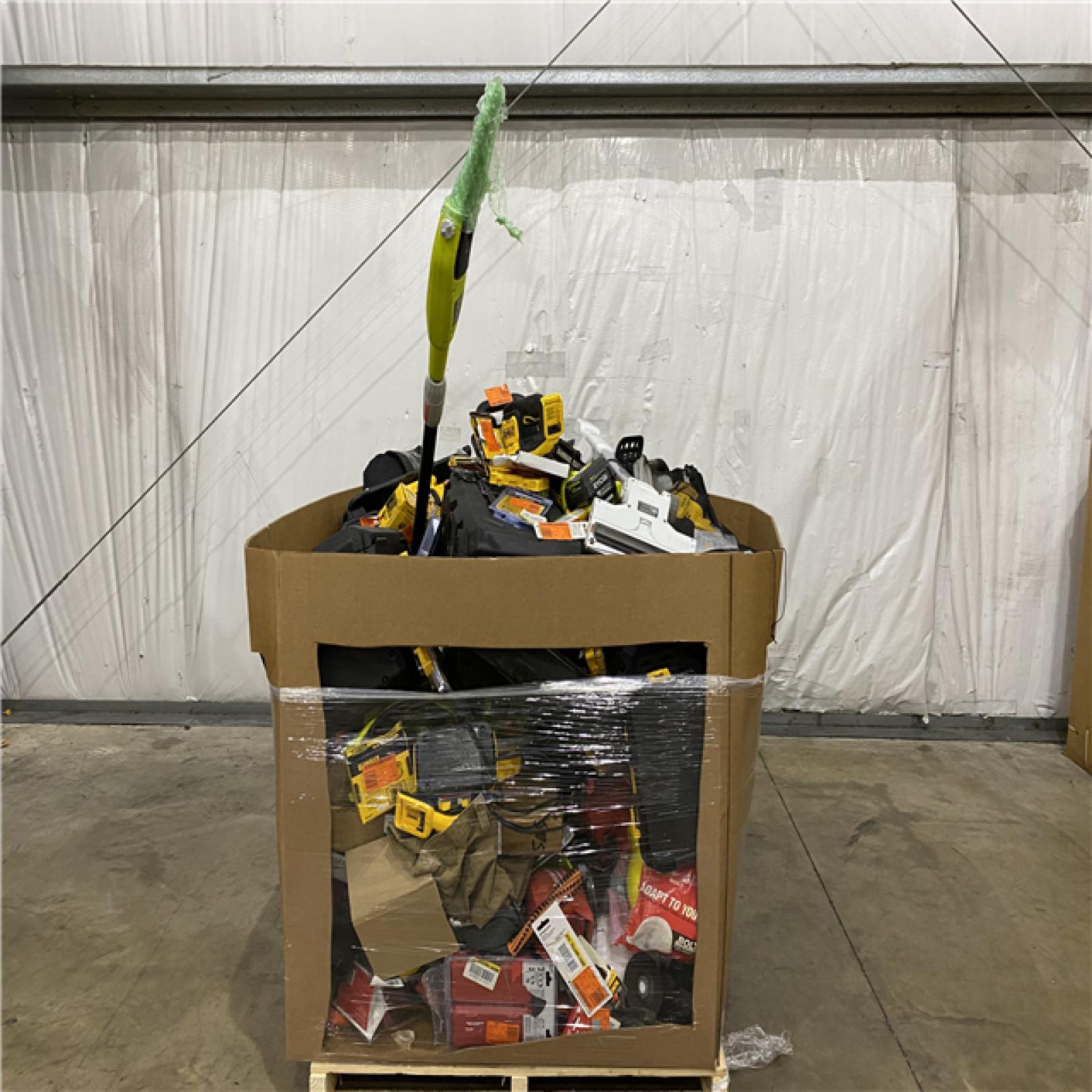 Houston Location AS IS - Tool Pallet