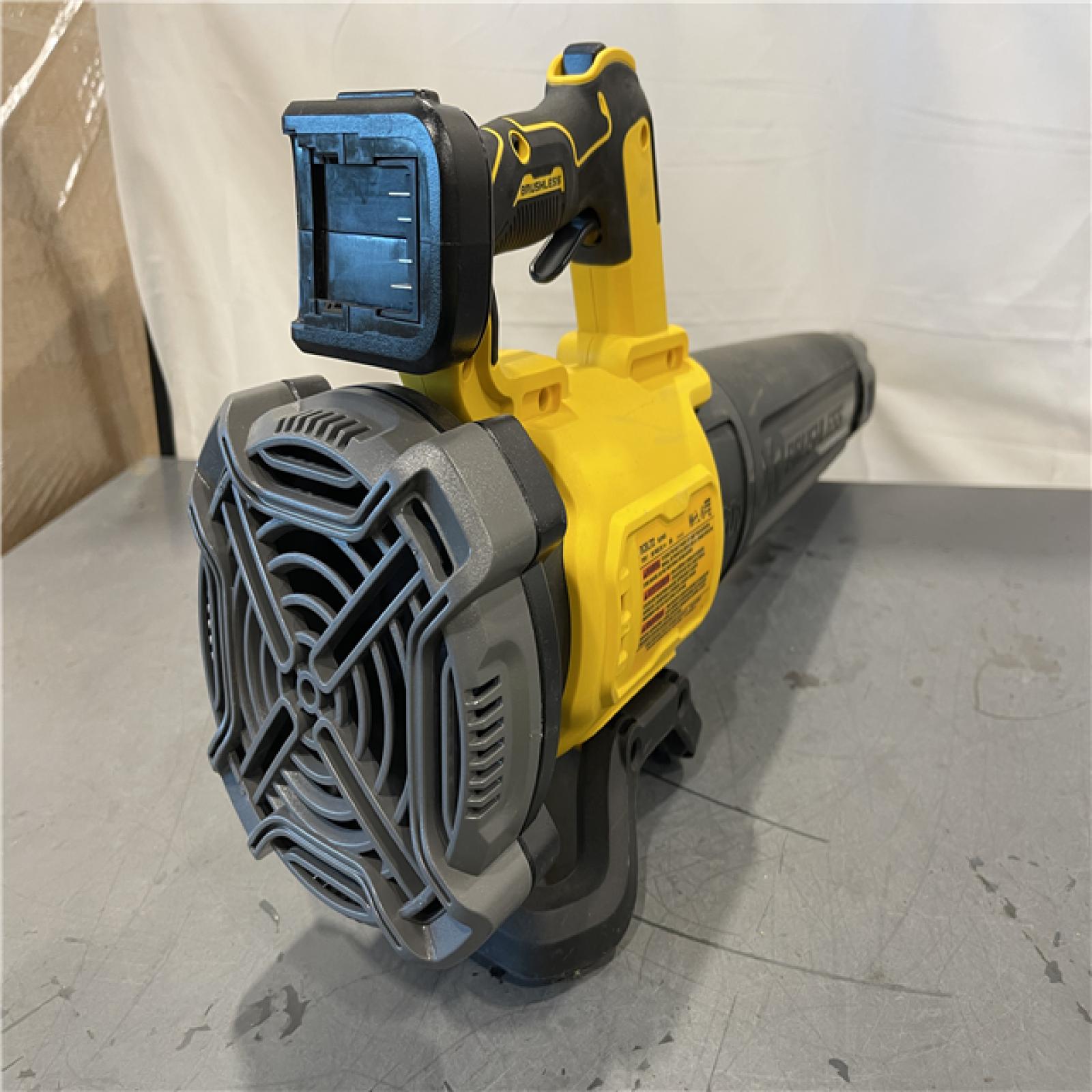 AS-IS - DEWALT 20V MAX 125 MPH 450 CFM Brushless Cordless Battery Powered Blower (Tool Only)