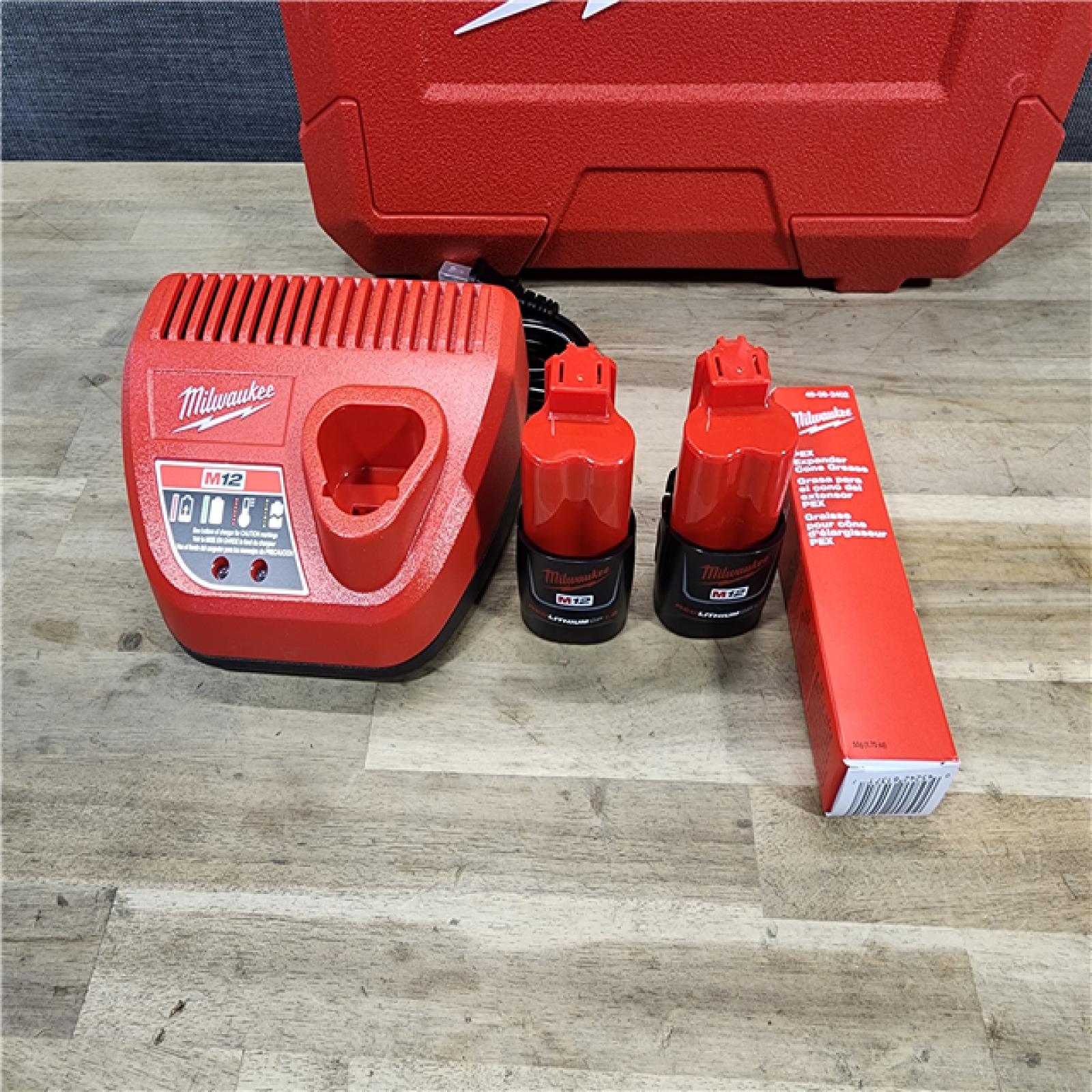 HOUSTON LOCATION - AS-IS Milwaukee M12 12-Volt Lithium-Ion Cordless PEX Expansion Tool Kit with (2) 1.5 Ah Batteries, (3) Expansion Heads and Hard Case