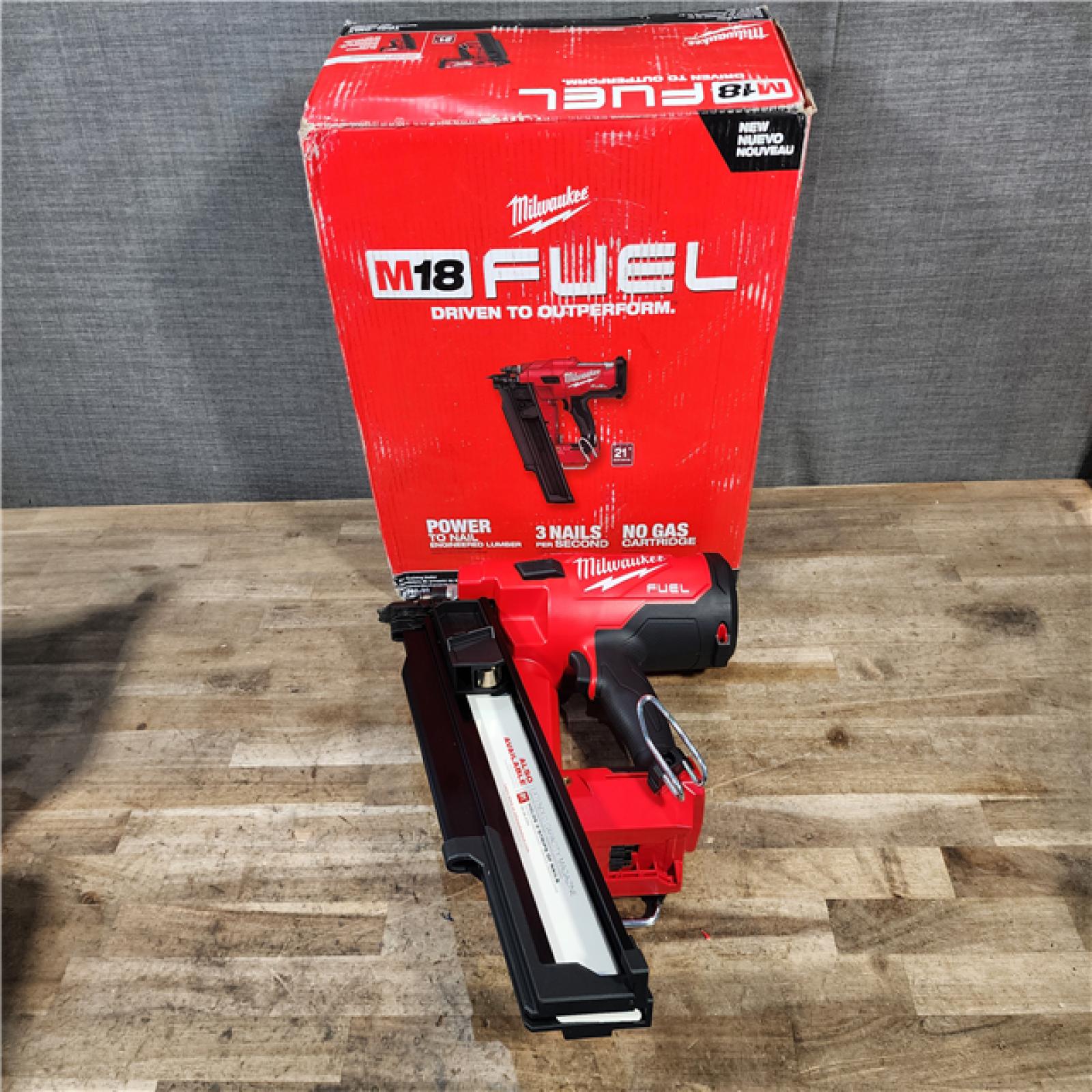 HOUSTON LOCATION - AS-IS (APPEARS LIKE NEW) Milwaukee 2744-20 M18 FUEL 3-1/2 in. 18V 21-Degree Lithium-Ion Brushless Cordless Framing Nailer (Tool-Only)