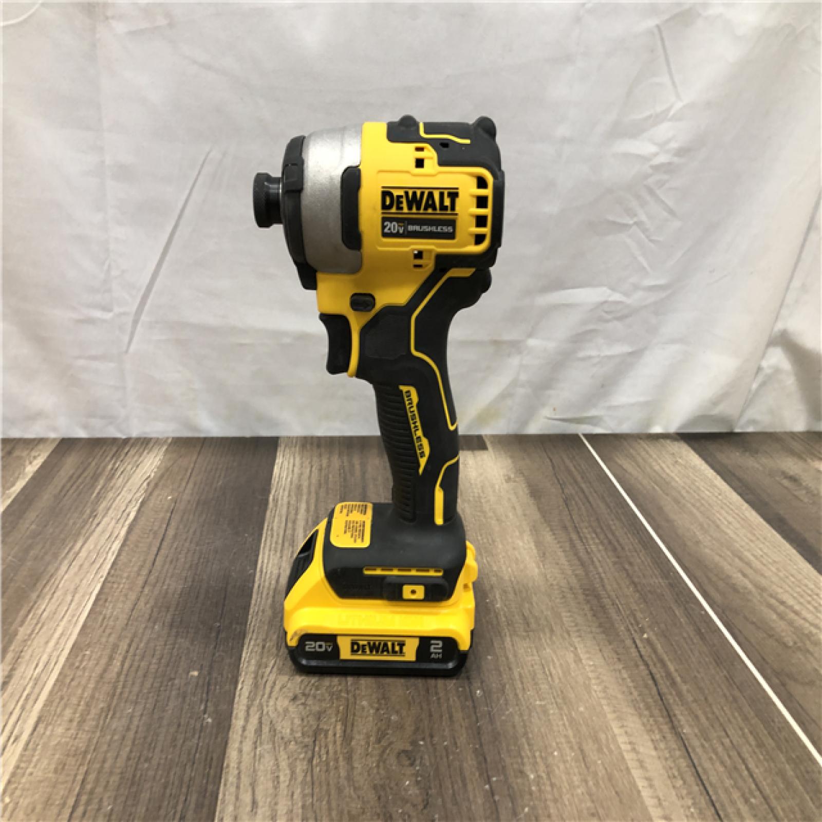 AS-IS DEWALT Atomic 20V Max Lithium-Ion Brushless Cordless Compact 1/4 in. Impact Driver Kit