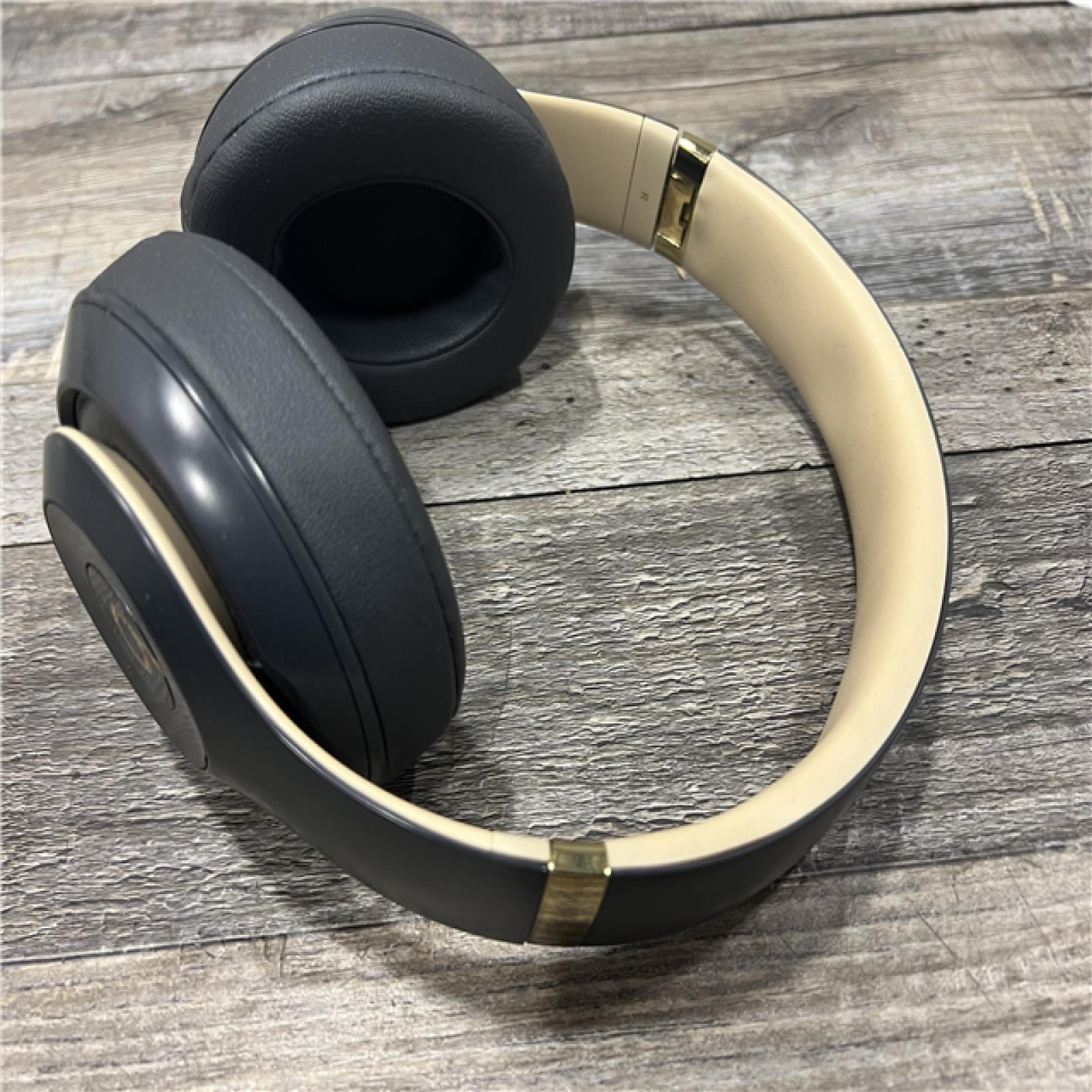 AS-IS Beats Studio3 Wireless Noise Cancelling Headphones-Shadow Gray