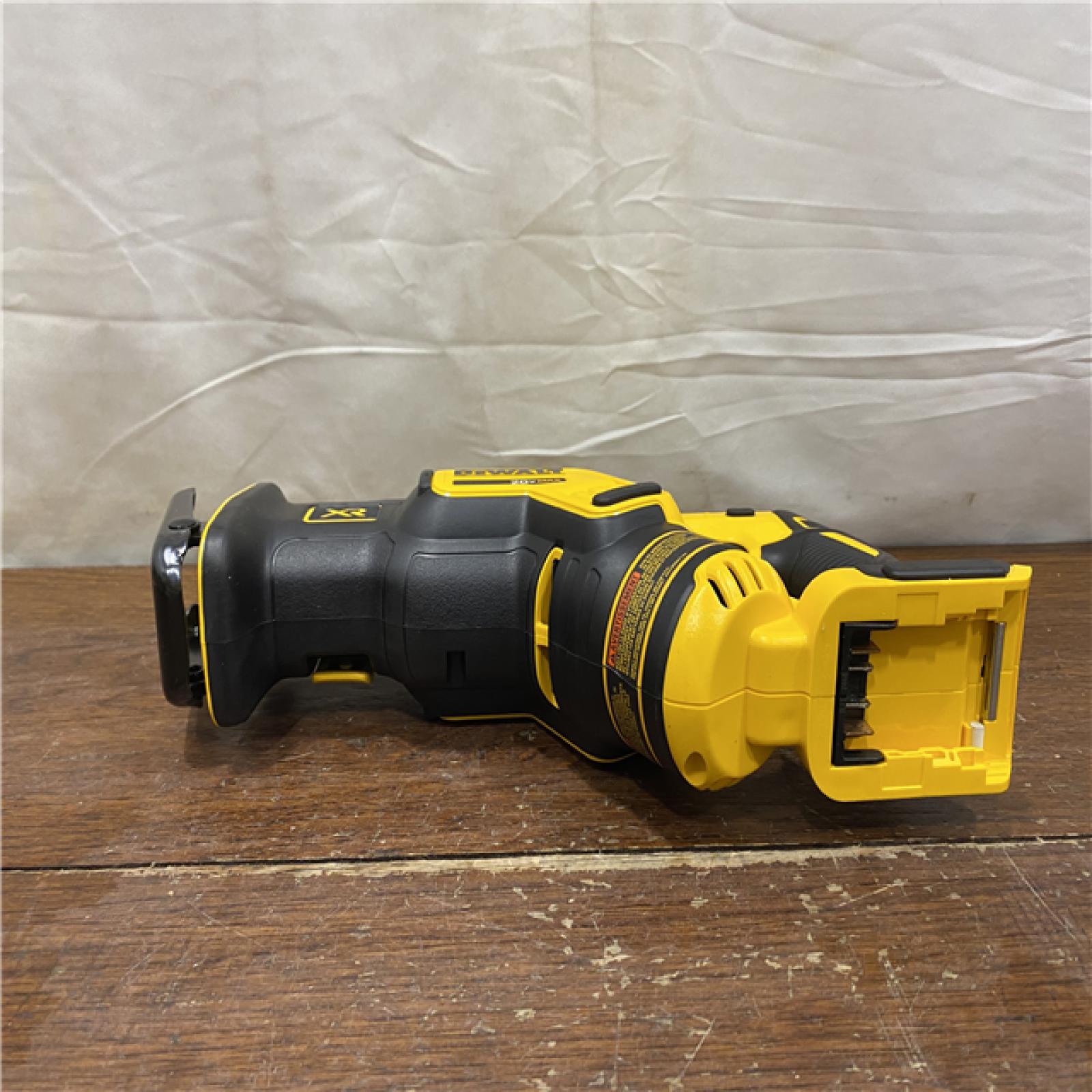 AS-IS DeWalt 20V MAX XR Lithium-Ion Cordless Brushless Compact Reciprocating Saw (Tool-Only)