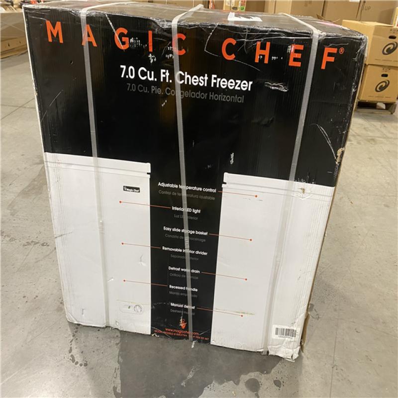 NEW! MAGIC CHEF 7.0 Cu. Ft. Chest Freezer in White