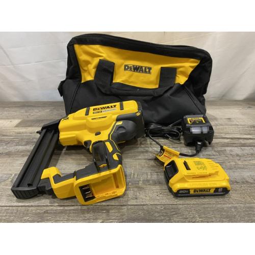 AS-IS DEWALT 20V MAX XR Lithium-Ion Cordless 18-Gauge Narrow Crown Stapler Kit