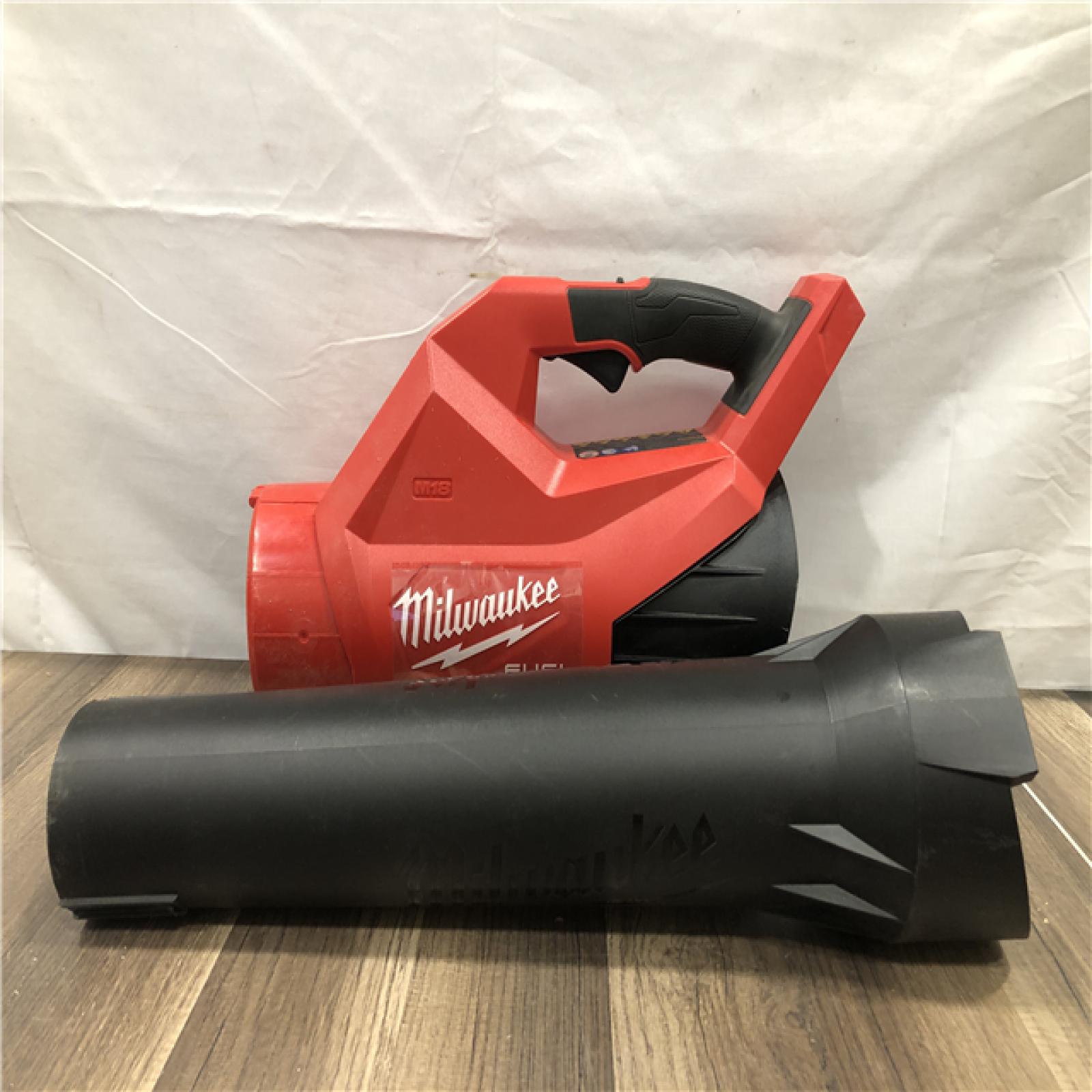 AS-IS Milwaukee FUEL 120 MPH 500 CFM 18V Lithium-Ion Brushless Cordless Handheld Blower (Tool-Only)