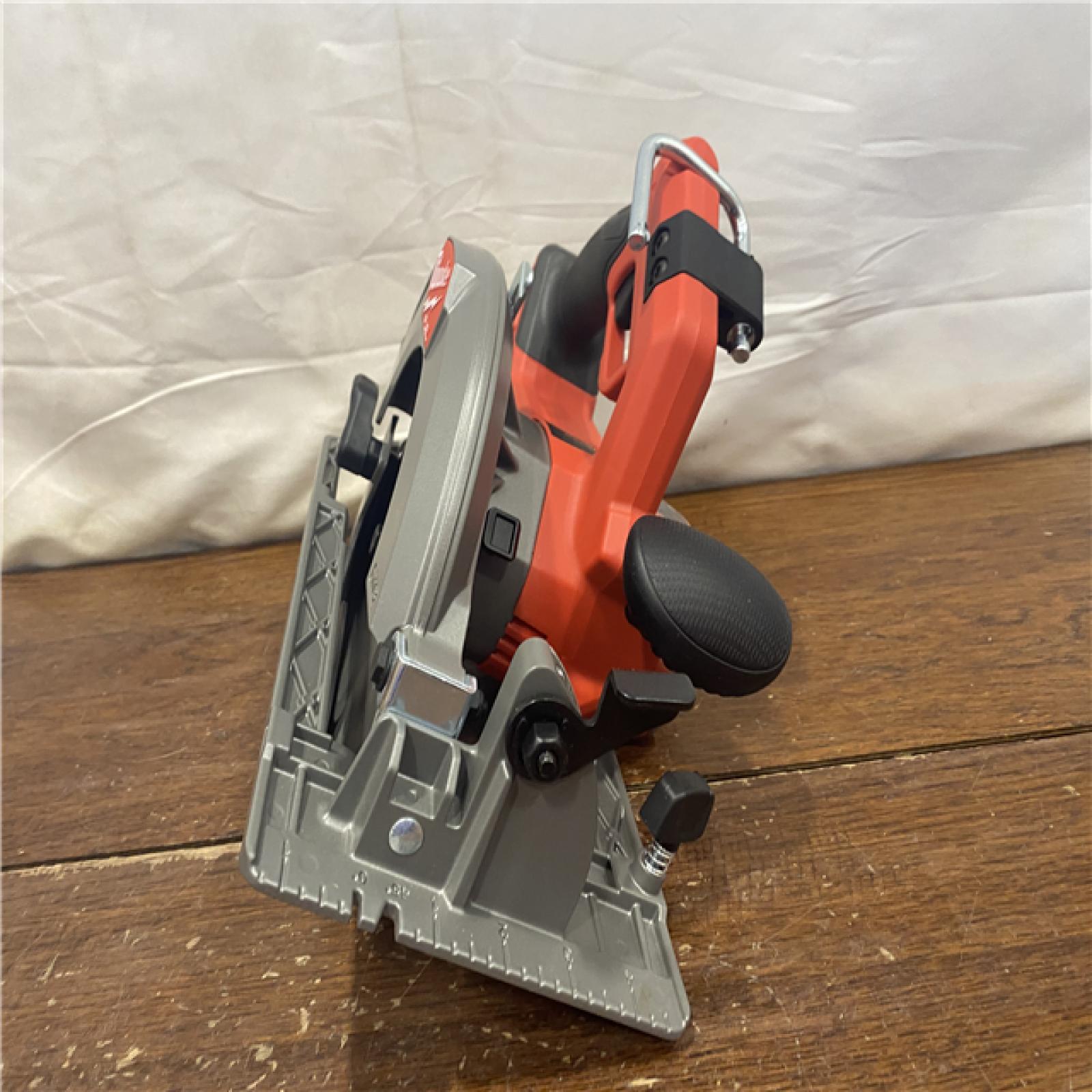 AS-IS Milwaukee Tools M18 FUEL 7-1/4 Circular Saw (Tool Only) 2834-20