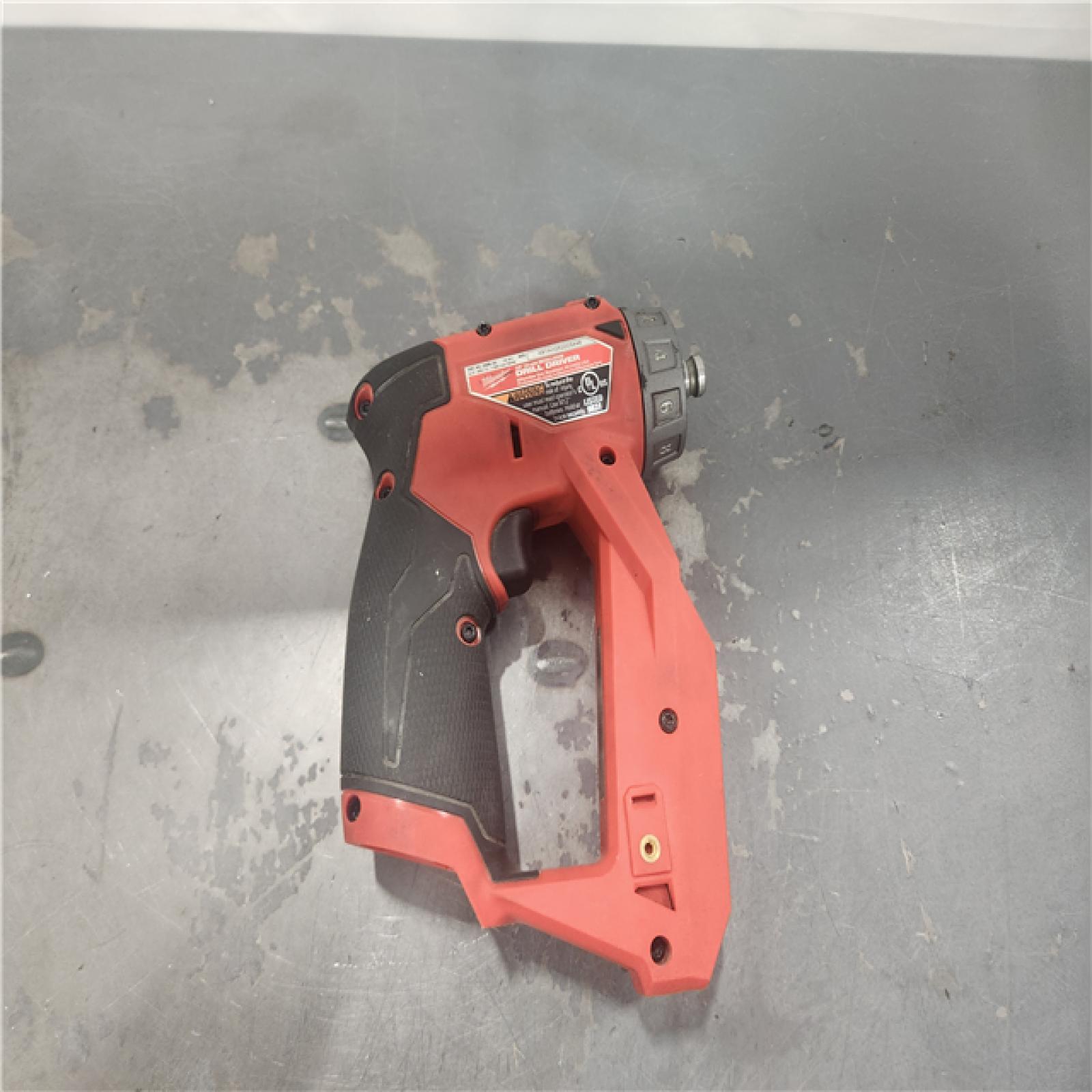 AS-IS- Milwaukee FUEL 12V Lithium-Ion Brushless Cordless 4-in-1 Installation 3/8 in. Drill Driver Kit