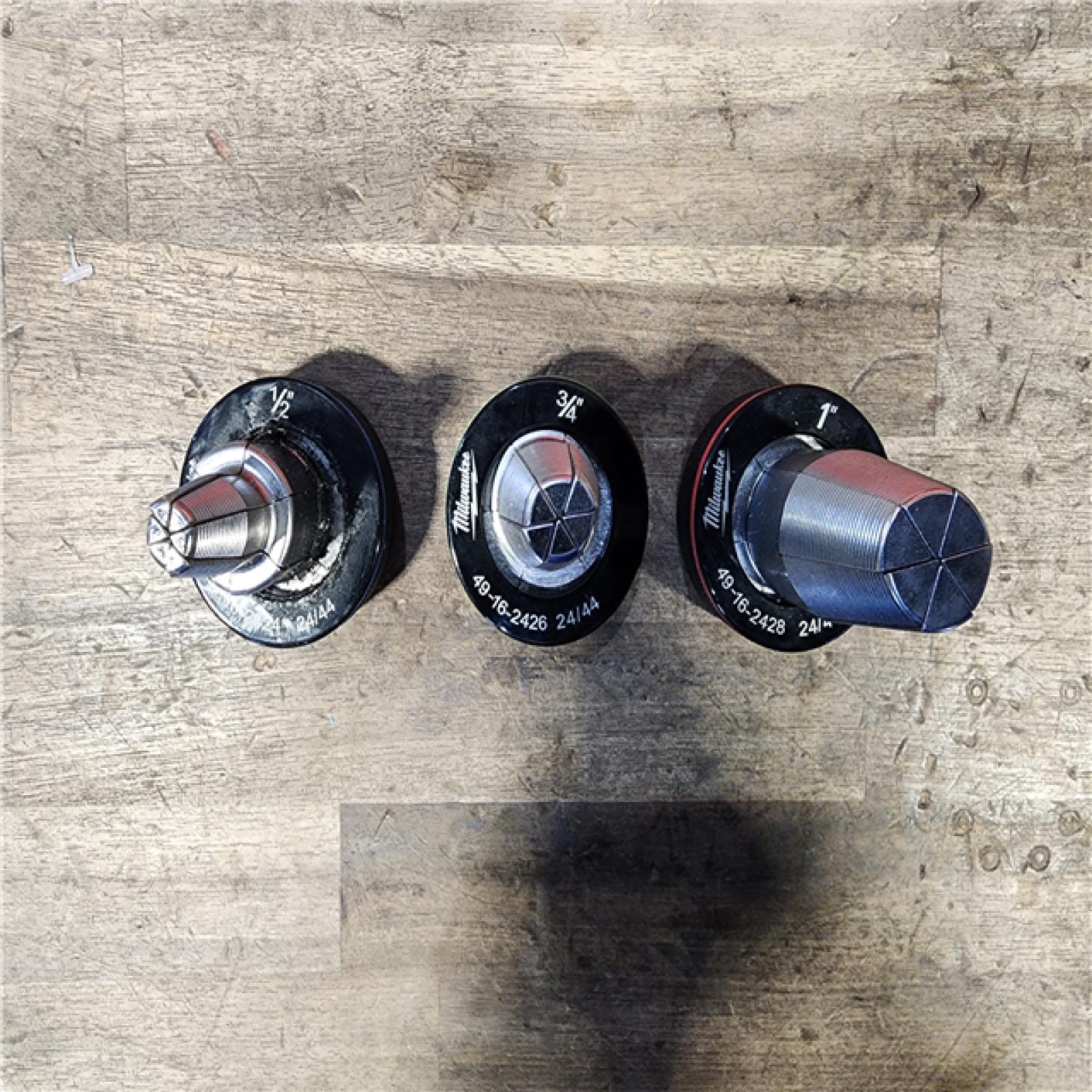 HOUSTON LOCATION - AS-IS Milwaukee M12 12-Volt Lithium-Ion Cordless PEX Expansion Tool Kit with (2) 1.5 Ah Batteries  (3) Expansion Heads and Hard Case