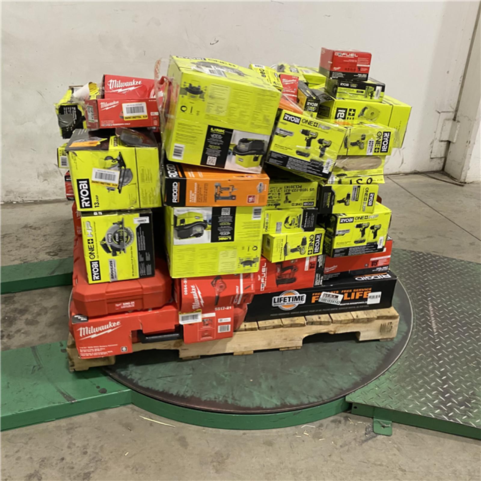 Dallas Location - As-Is Tool Pallet