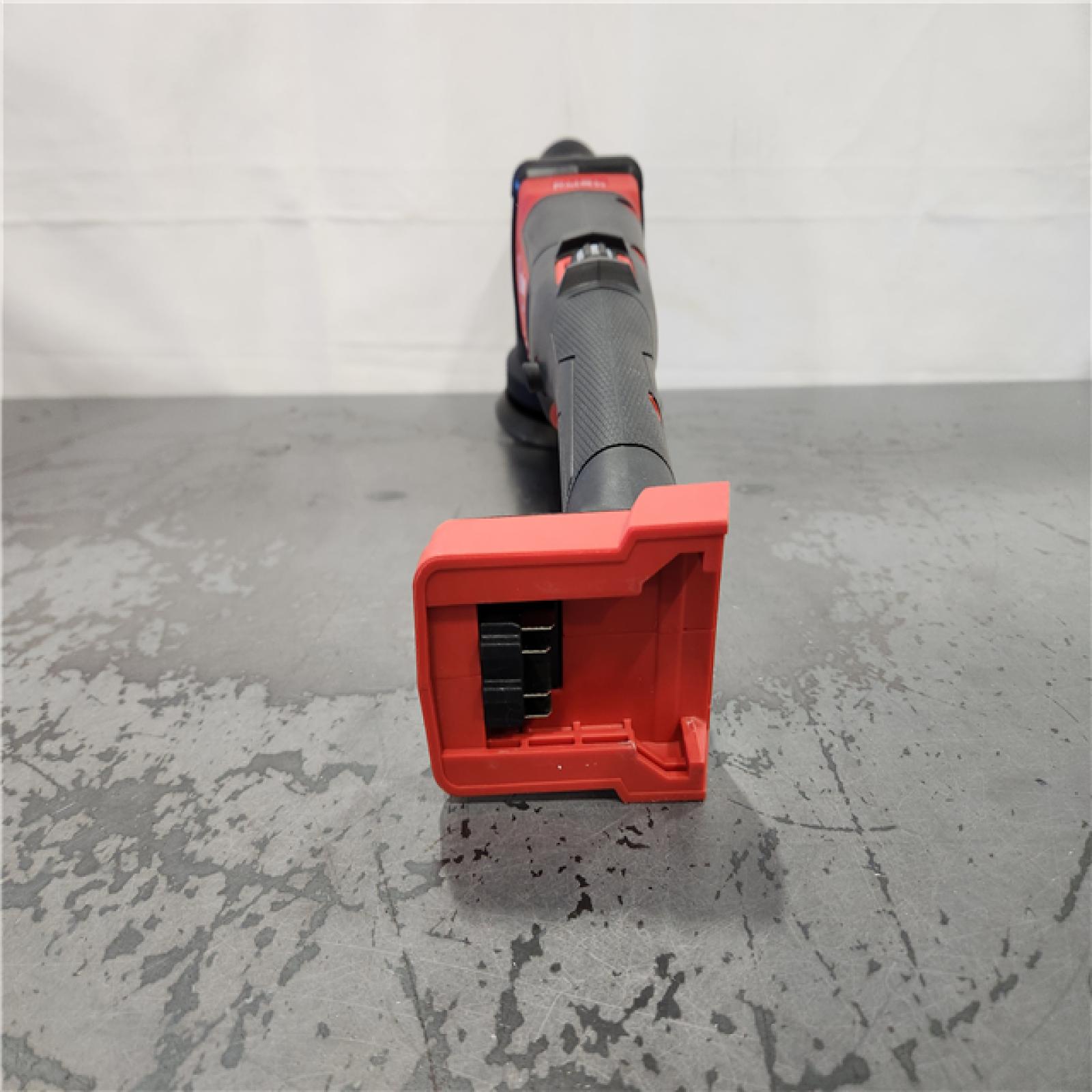 AS-IS- M18 FUEL18V Lithium-Ion Brushless Cordless 15MM DA Polisher (Tool-Only)