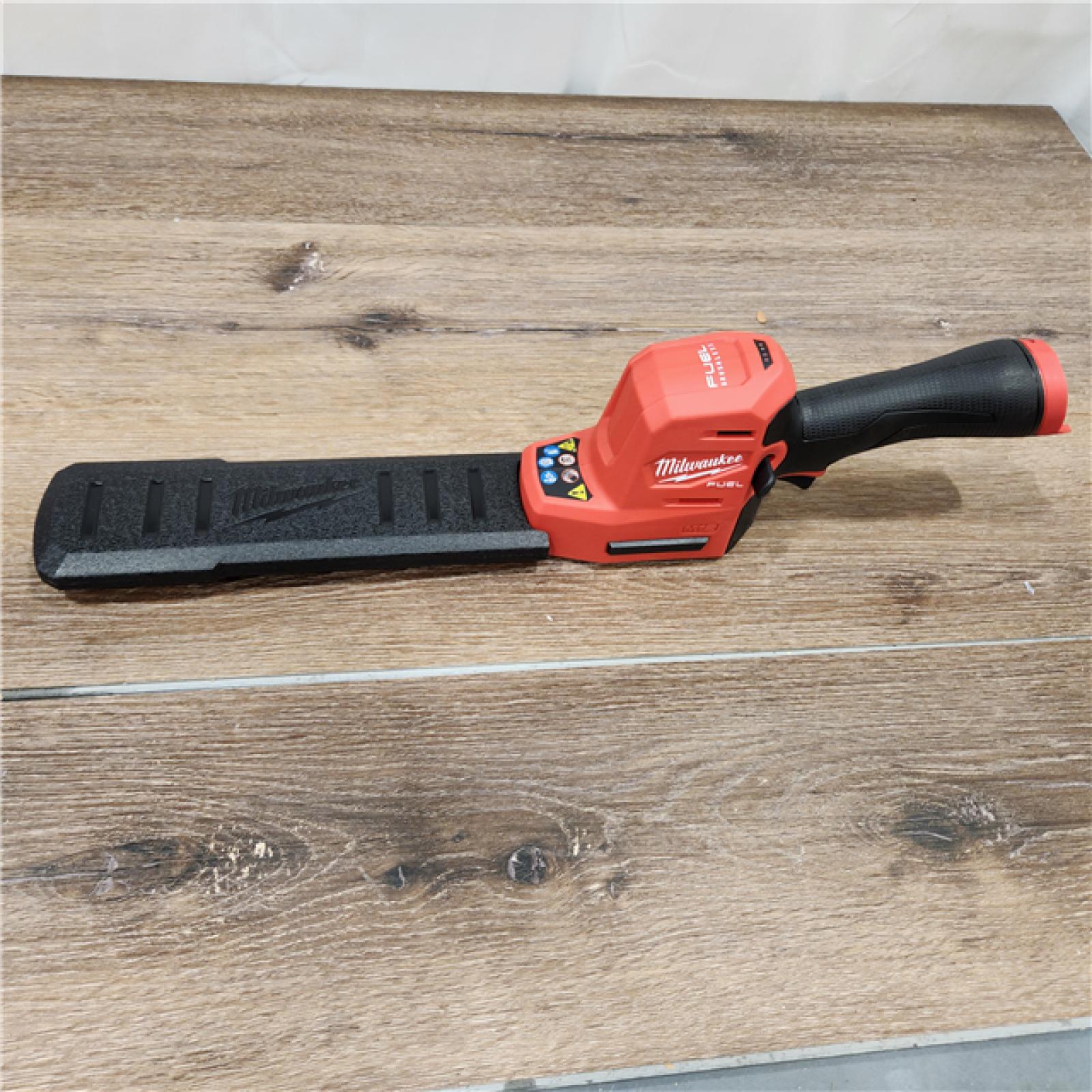 AS-IS Milwaukee M12 FUEL 8 Cordless Hedge Trimmer Kit