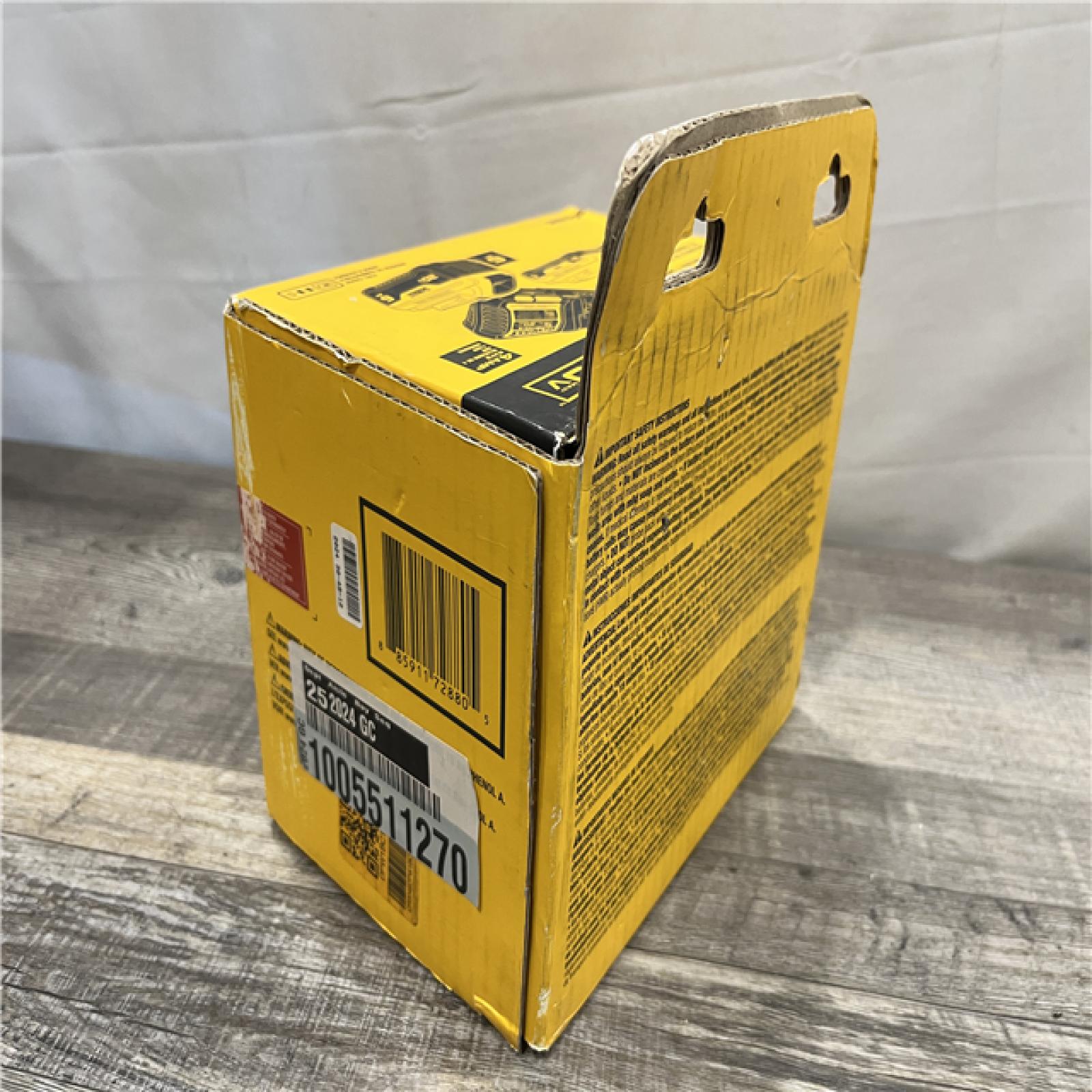 NEW - DEWALT 20V MAX Lithium-Ion 6.0Ah and 4.0Ah Battery and Charger Starter Kit