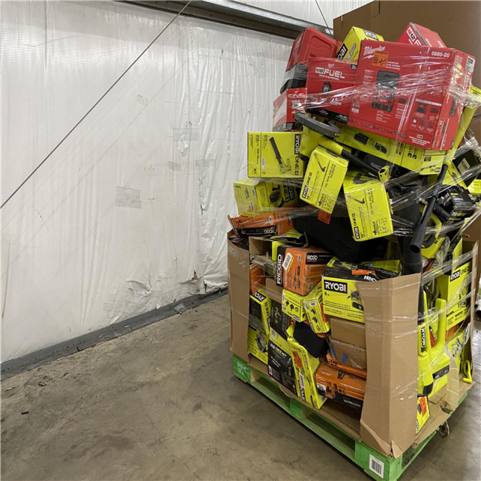 Houston Location AS IS - Tool Pallet