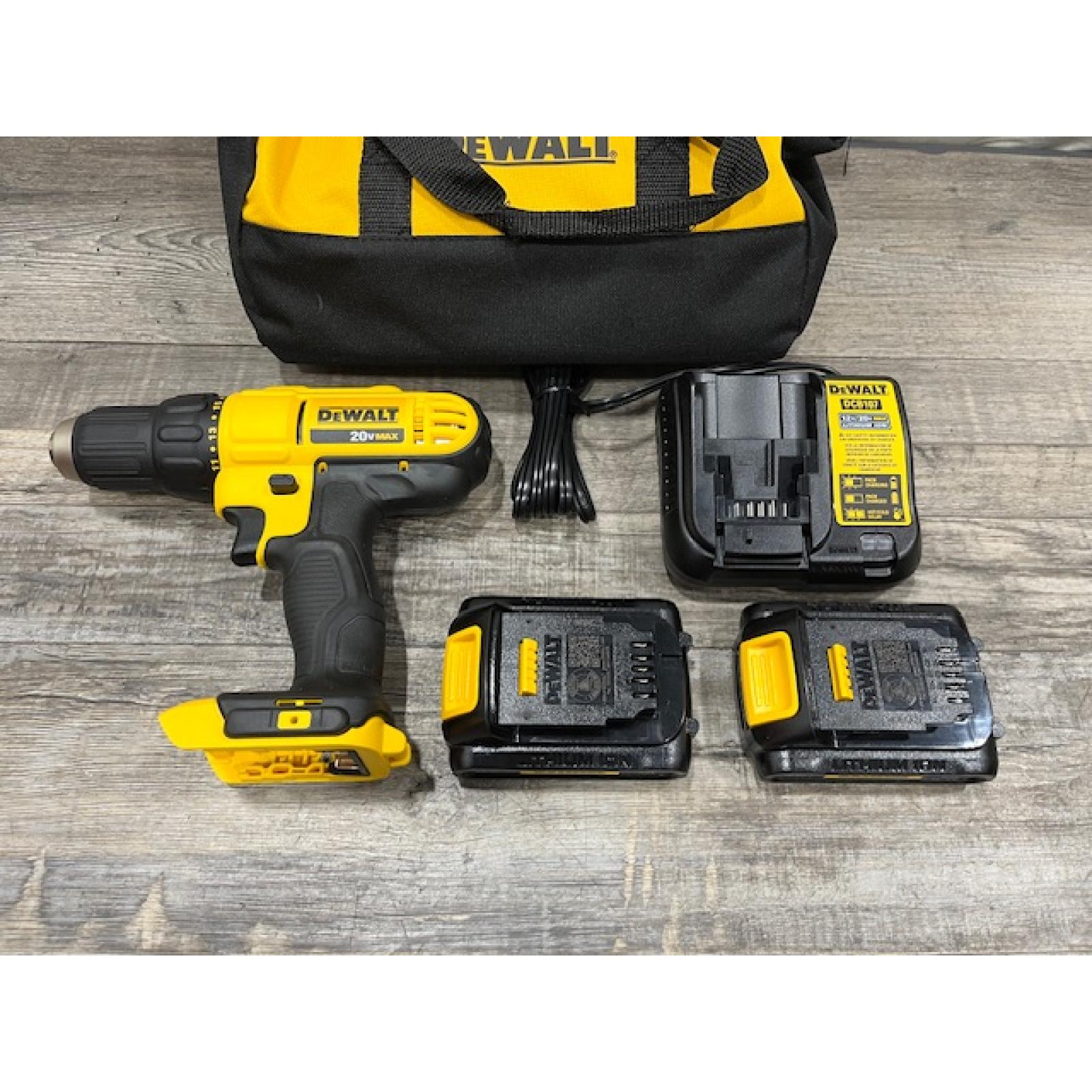 AS-IS DEWALT 20V MAX Cordless 1/2 in. Drill/Driver Kit