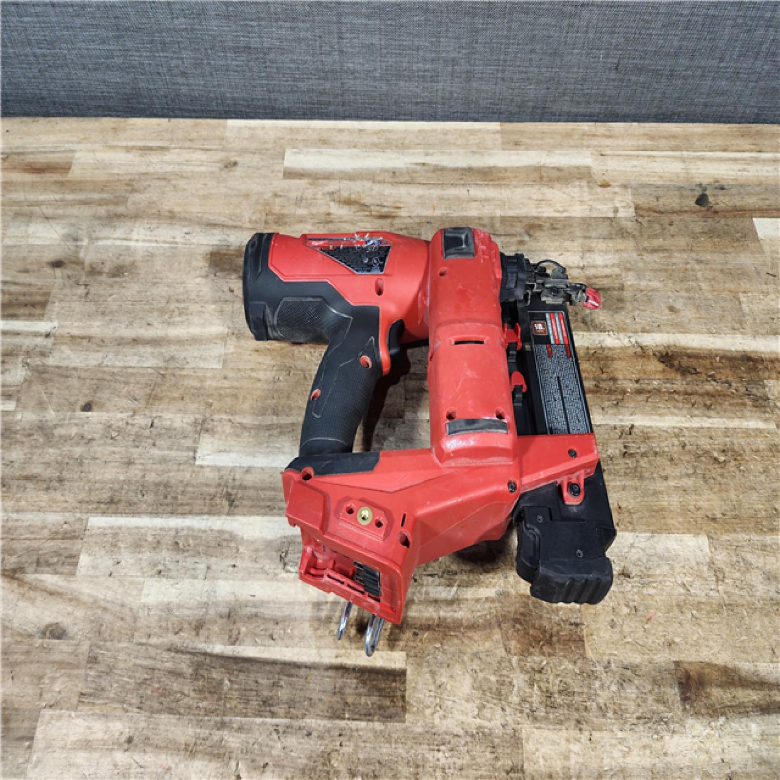 HOUSTON LOCATION - AS - IS Milwaukee FUEL 18-Volt Lithium-Ion Brushless Cordless Gen II 18-Gauge Brad Nailer (Tool-Only)