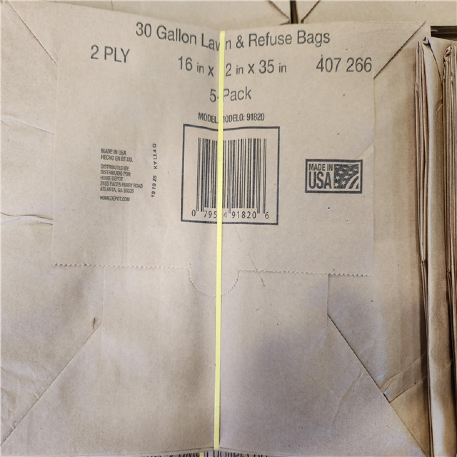 Phoenix NEW Home Depot 30 Gal. Paper Lawn and Leaf Bags (2 000 Count)