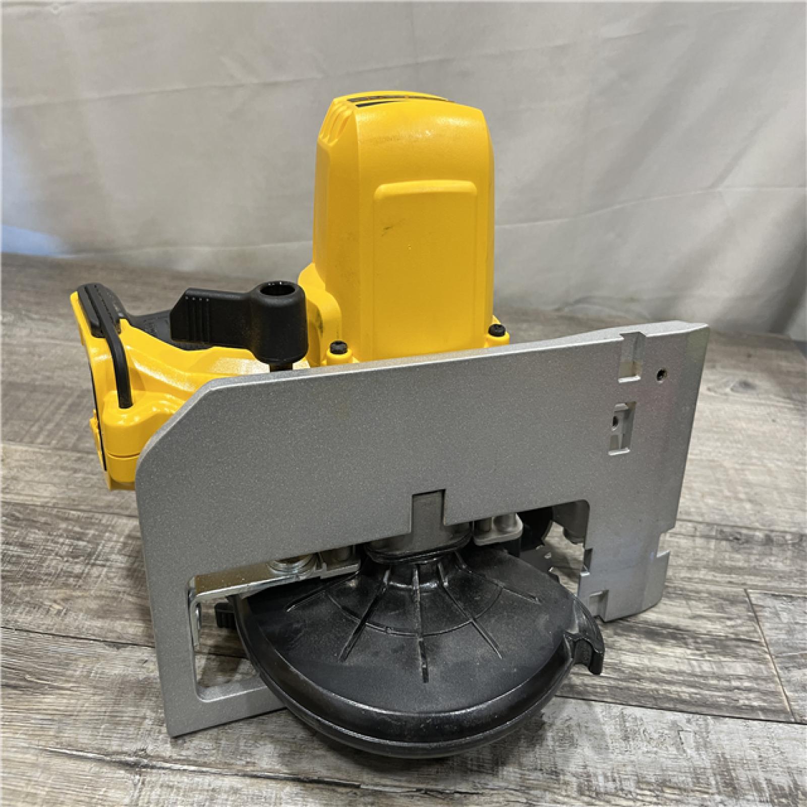 AS-IS DEWALT 20-Volt MAX Lithium-Ion Cordless 6-1/2 in. Circular Saw (Tool-Only)