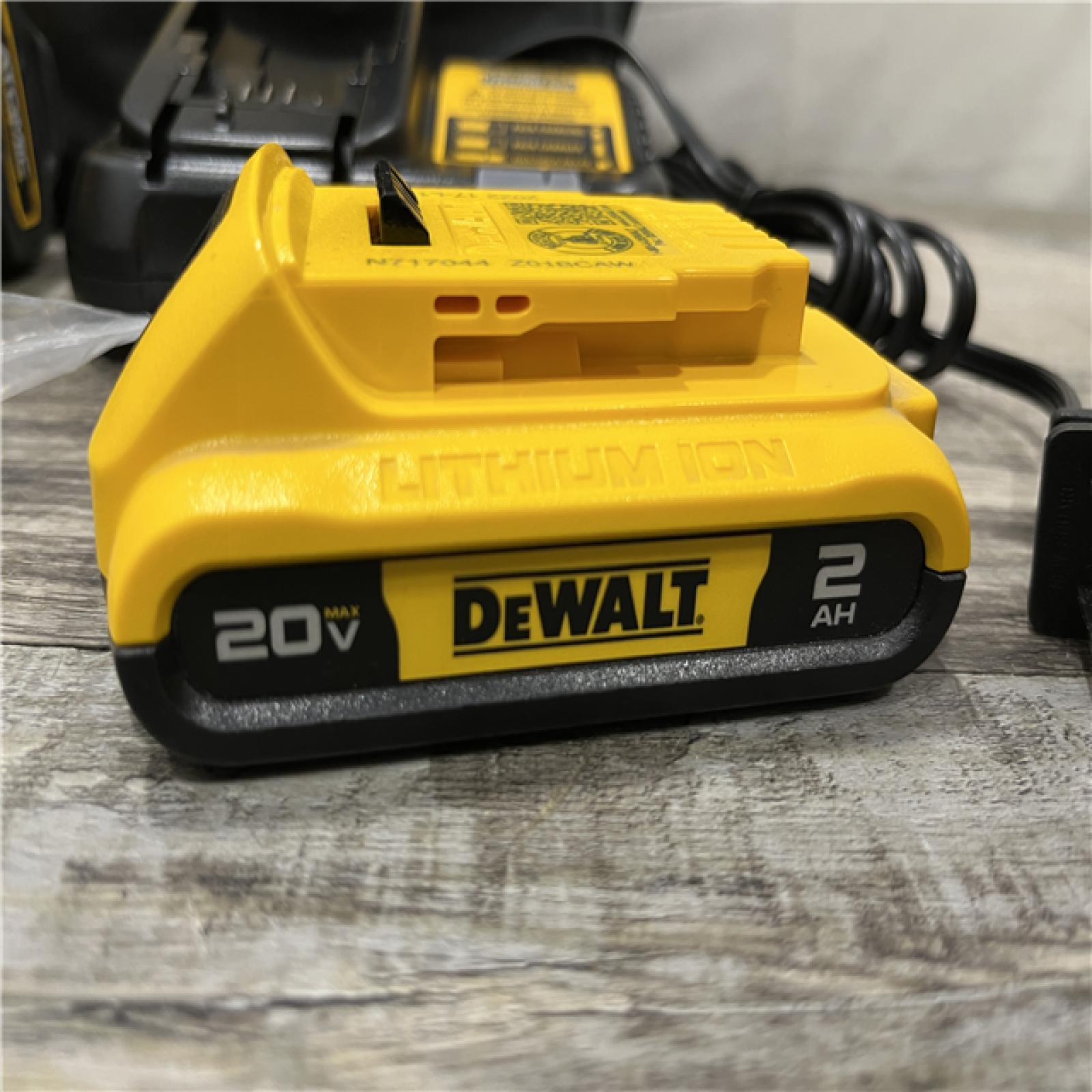 AS-IS DEWALT Atomic 20V Lithium-Ion Cordless Compact 1/2 in. Drill/Driver Kit