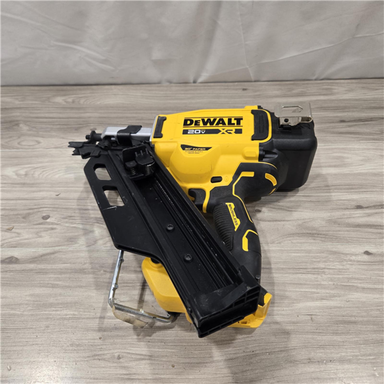 AS-IS DEWALT 20V 30 Degree Cordless Framing Nailer (Tool-Only)