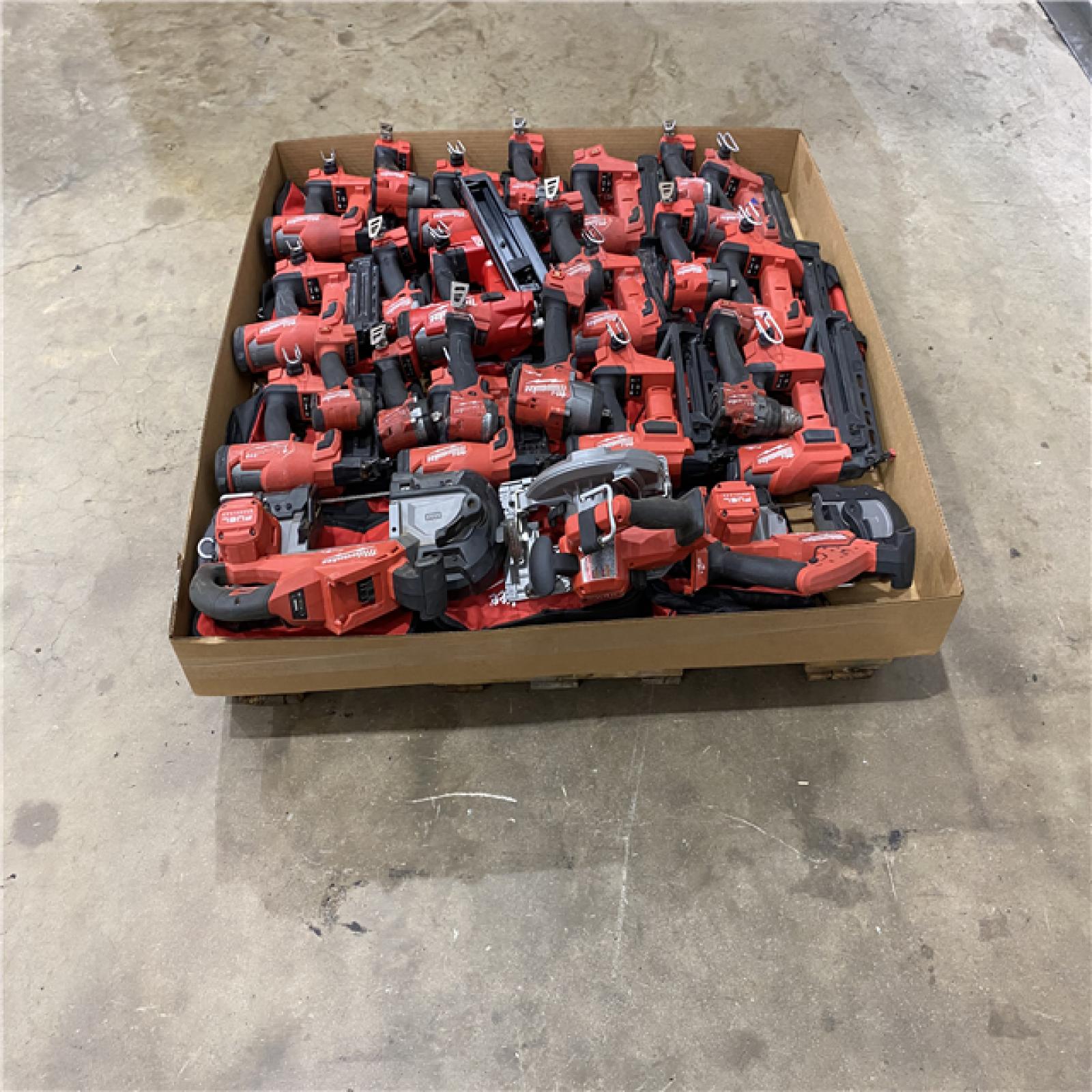 Houston Location AS IS - Tool Pallet