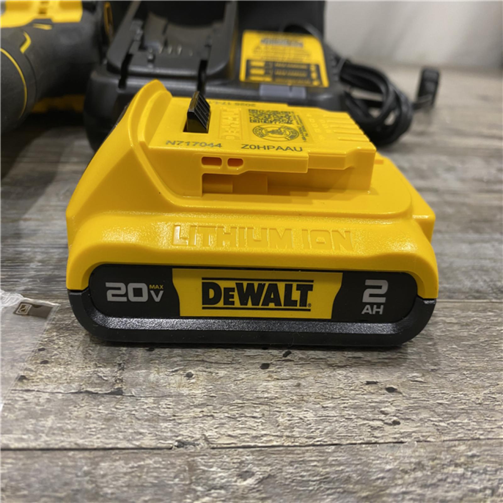 AS-IS DEWALT Atomic 20V Lithium-Ion Cordless Compact 1/2 in. Drill/Driver Kit