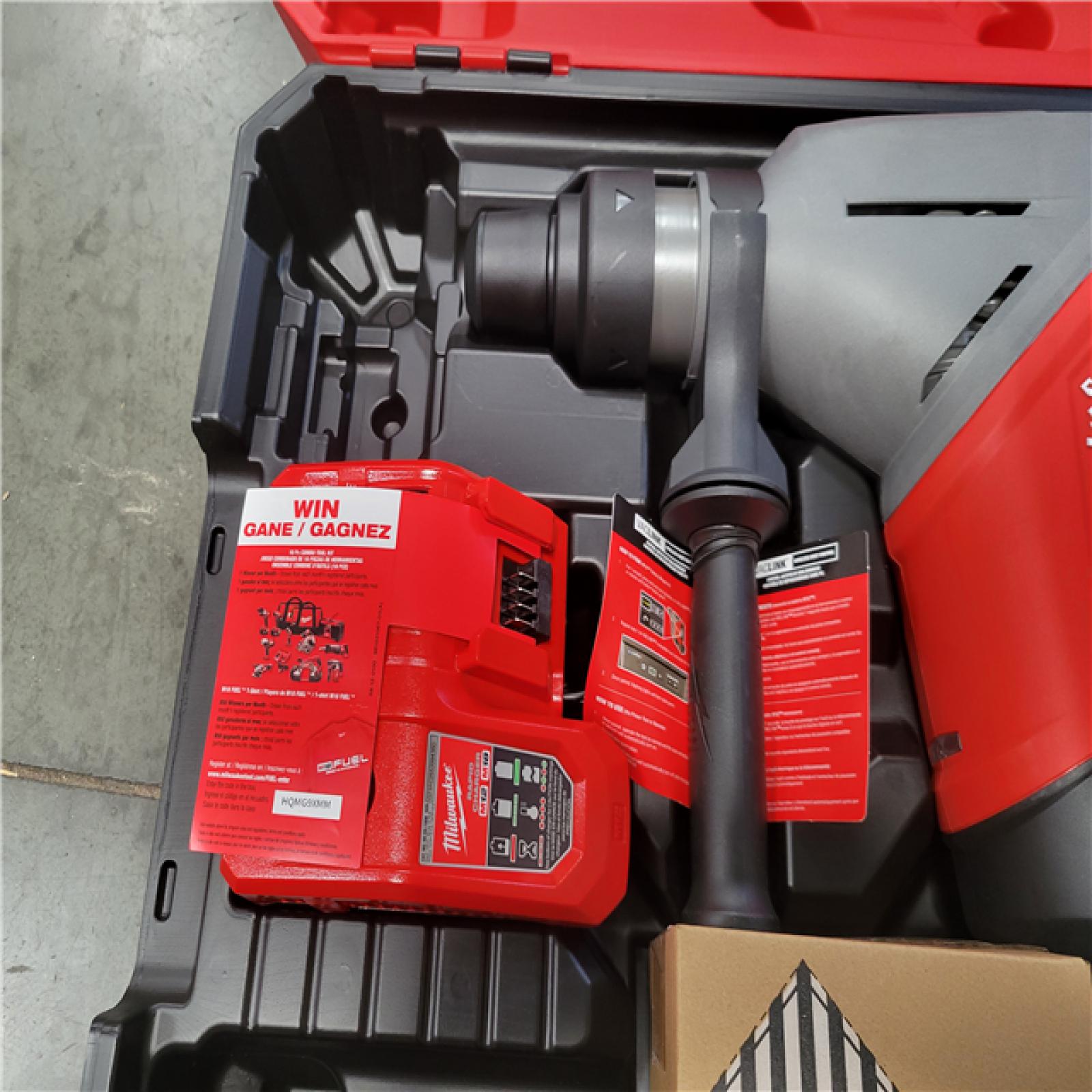 CALIFORNIA NEW MILWAUKEE M18 1-3/4 SDS MAX ROTARY HAMMER KIT
