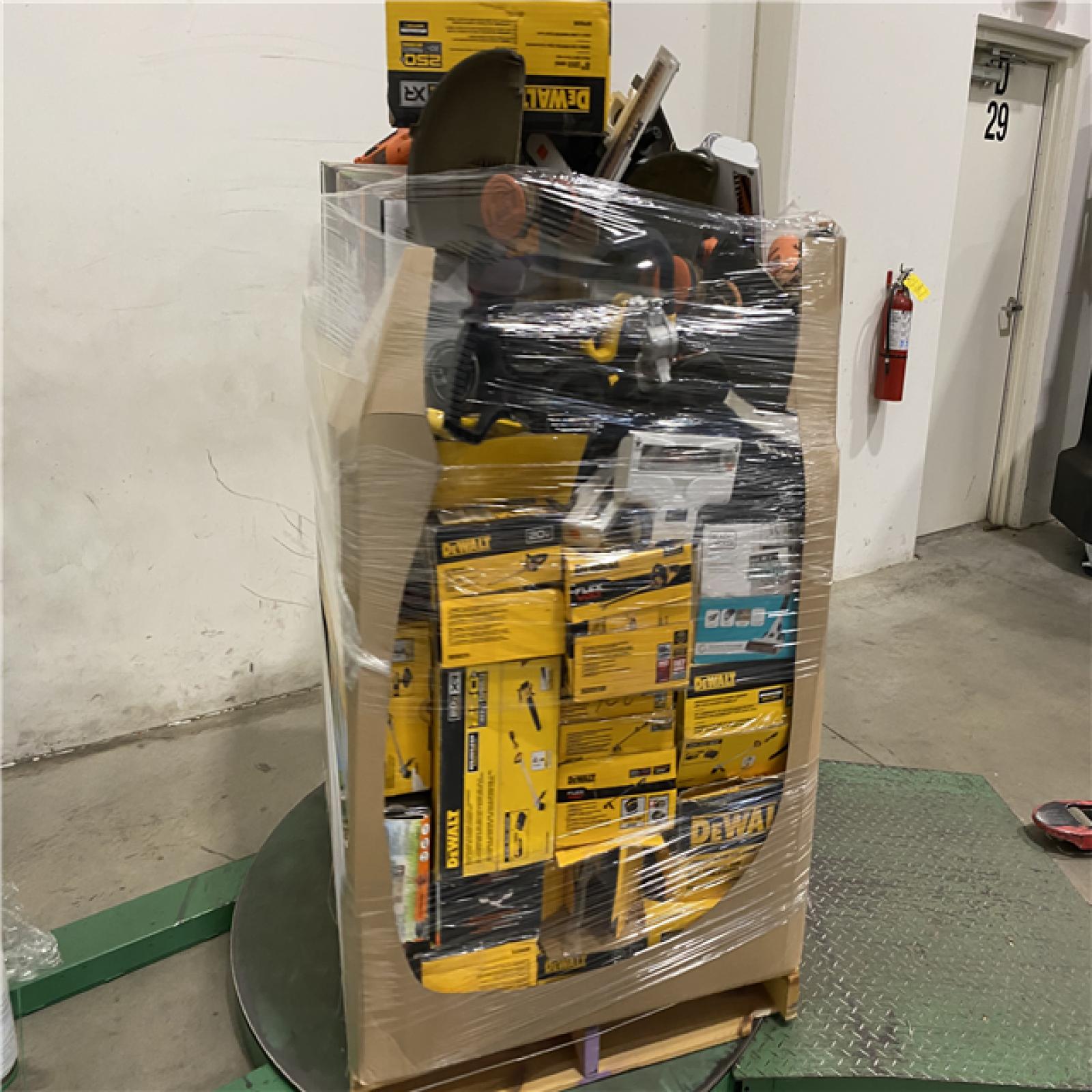 Dallas Location - As-Is DEWALT Tool Pallet