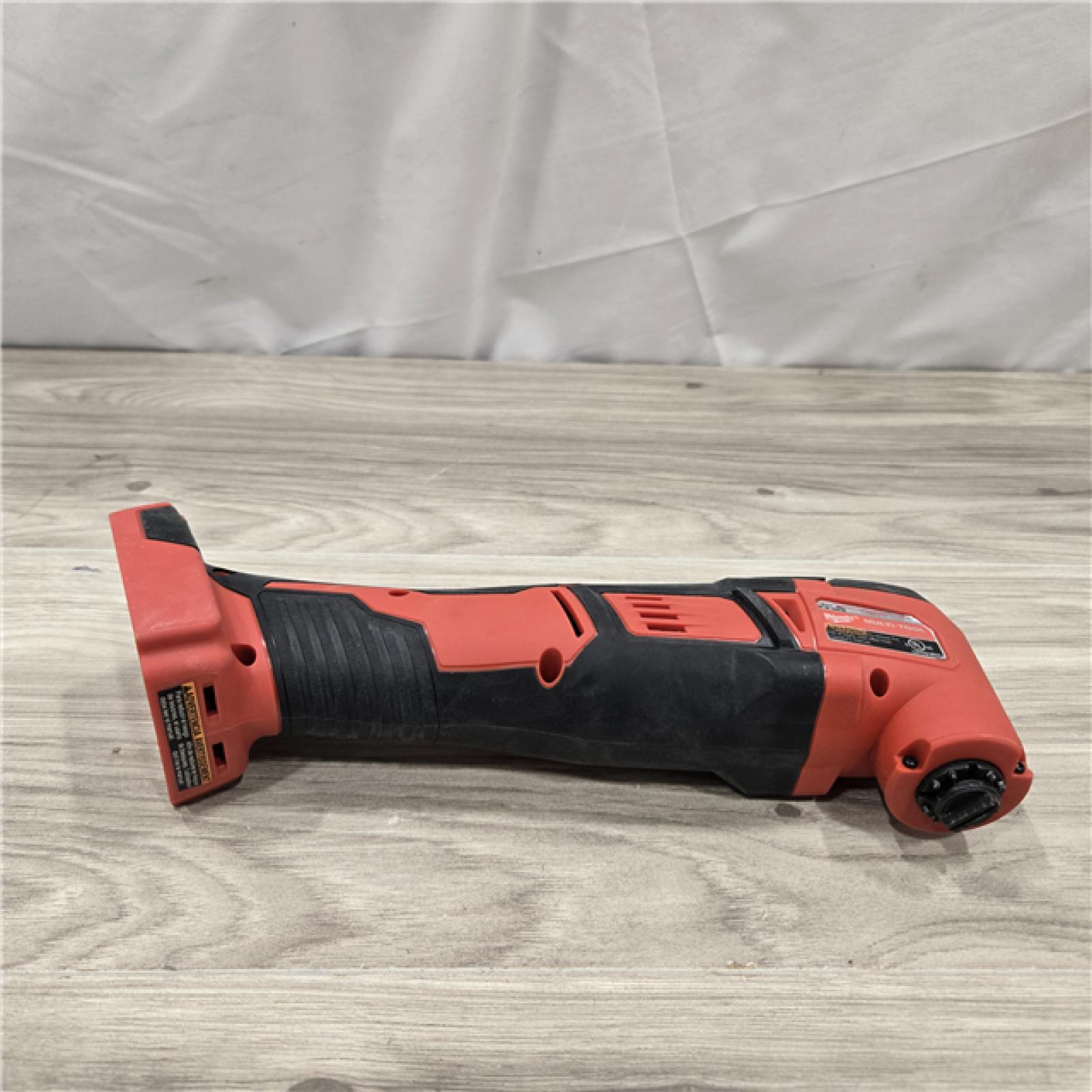 AS-IS Milwaukee 2626-20 M18 Lithium-Ion Cordless Multi-Tool (Tool Only)