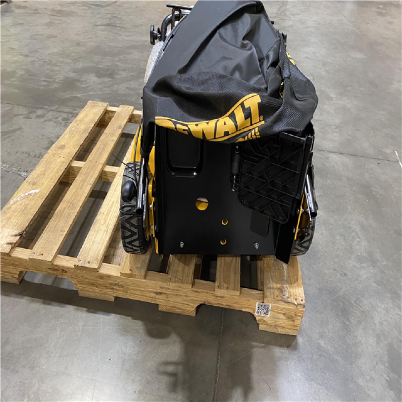 Dallas Location - As-Is DEWALT 28 in. 224ccGas Lawn Mower