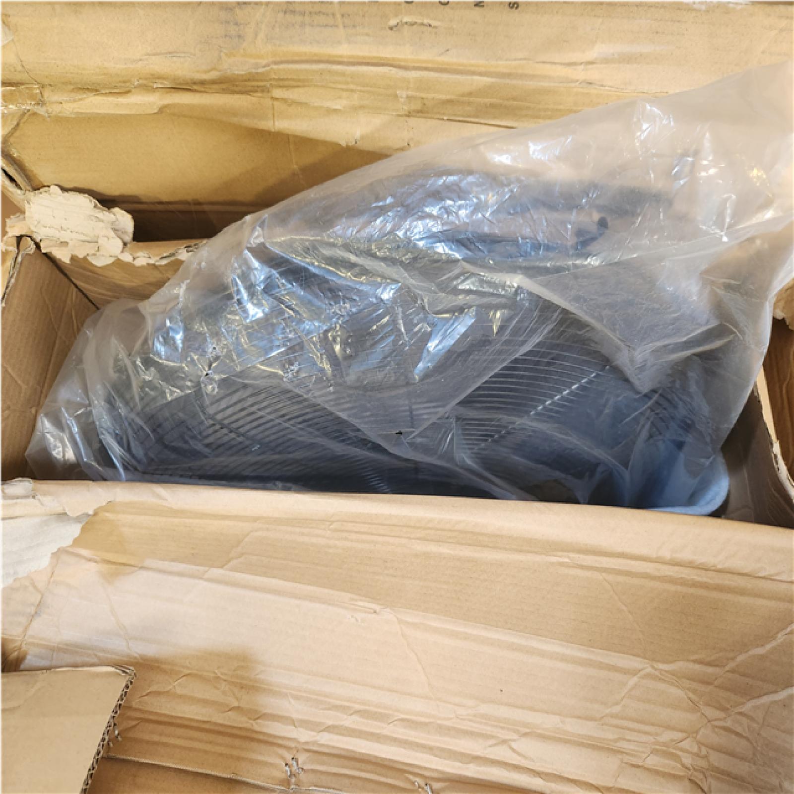 Phoenix NEW Industrial Wall Fan Black Model # DFC-K30 Pallet of 8