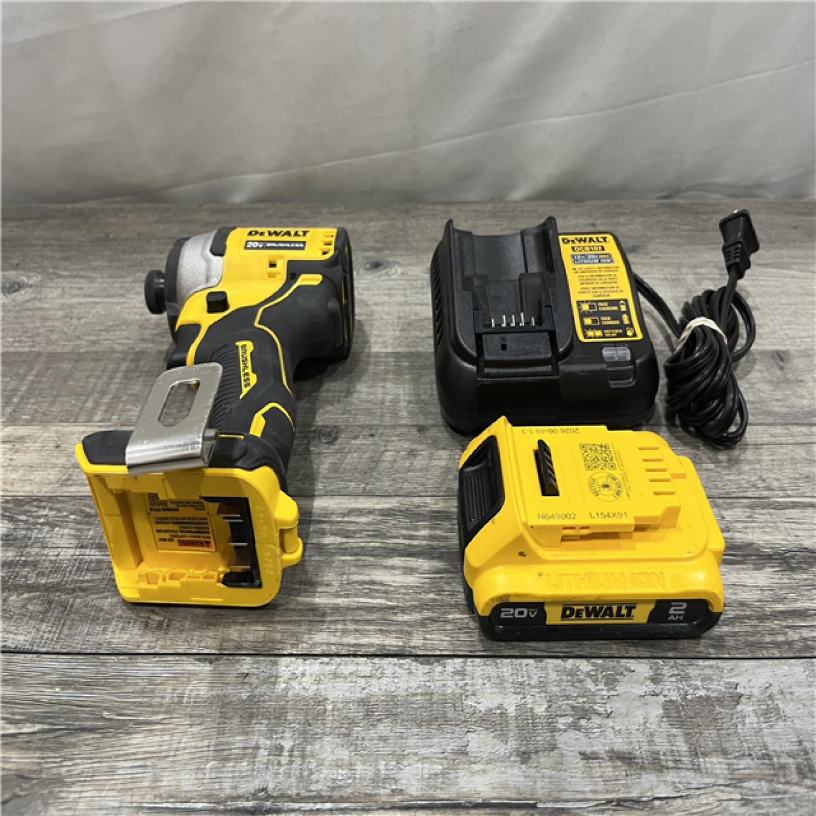 AS-IS DEWALT Atomic 20V Max Lithium-Ion Brushless Cordless Compact 1/4 in. Impact Driver Kit